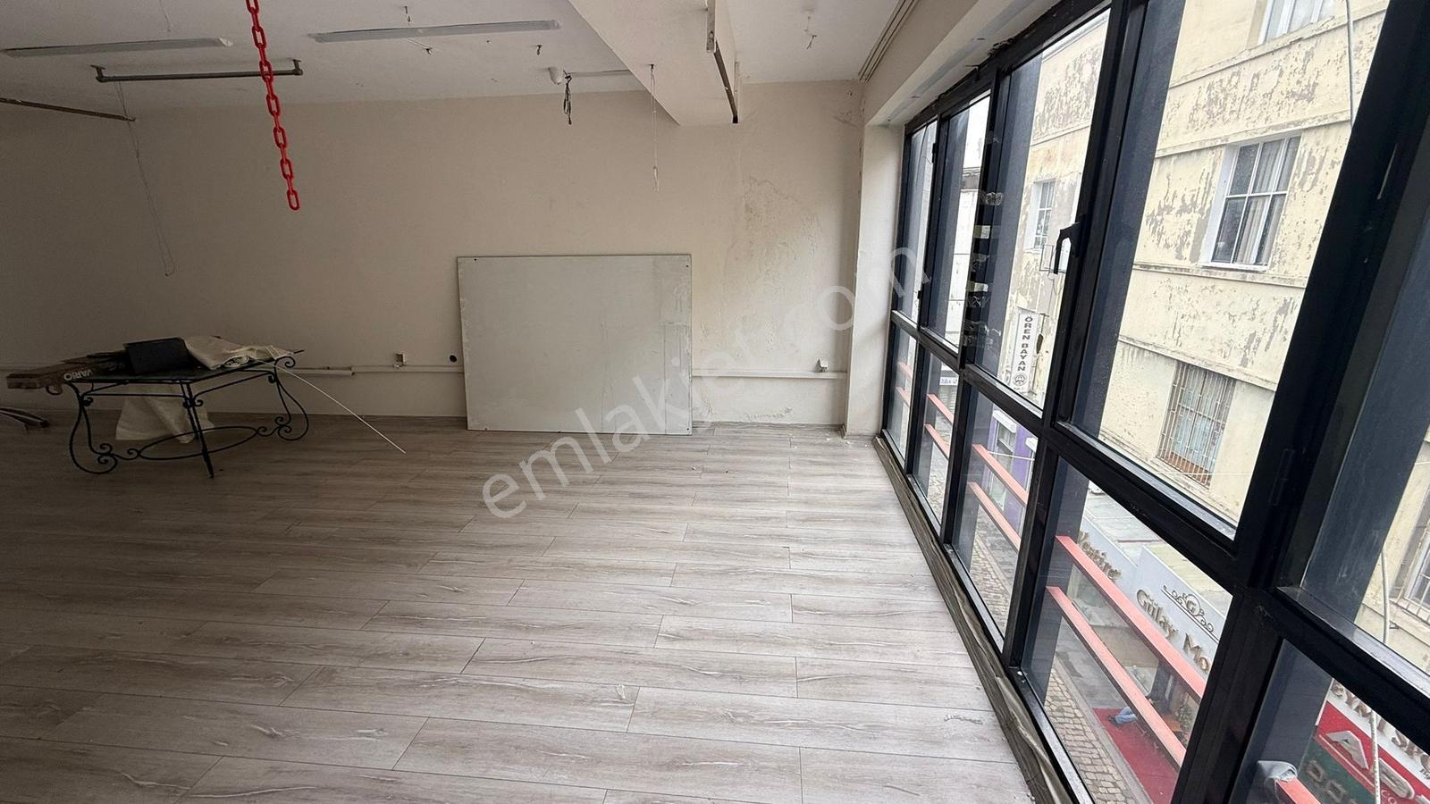 Mimar Kemalletinde 2.ve 3. Katlarda 70 M2 Satılık Ofis - Görsel 36