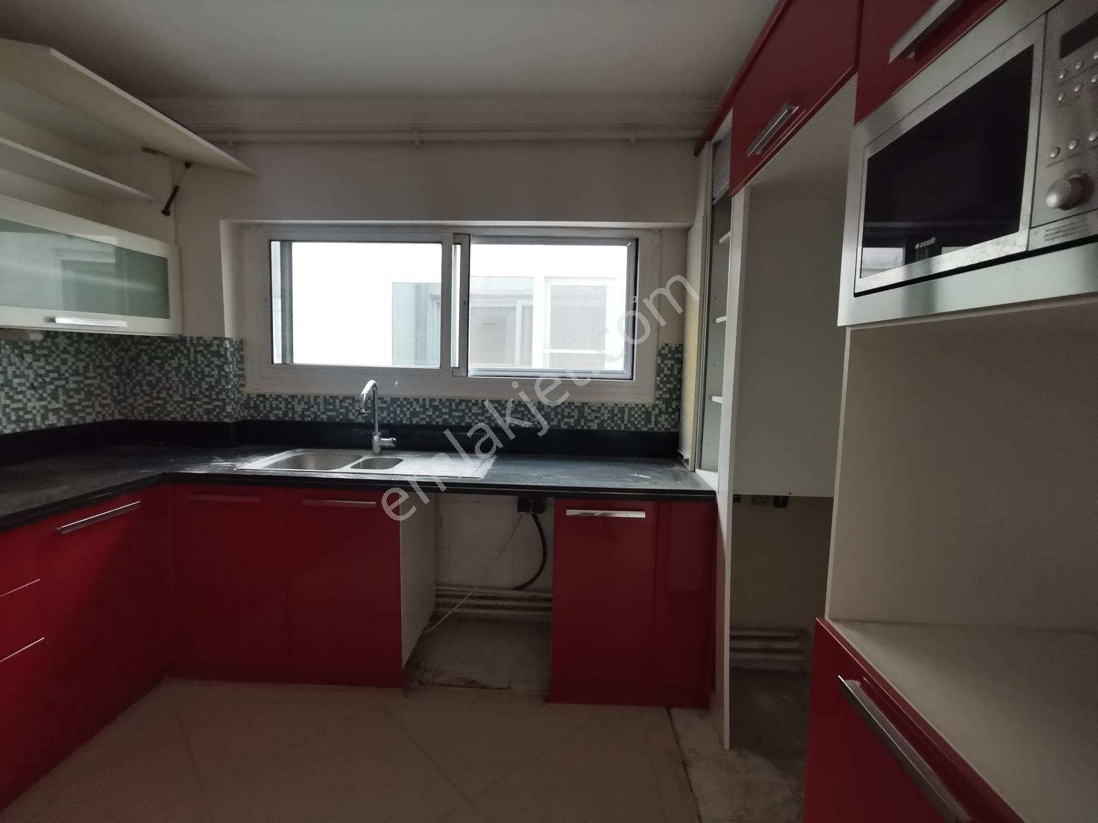 Göztepe Caddde Üzeri Kiralık 4+1 Daire Full Tadilatlı - Görsel 14