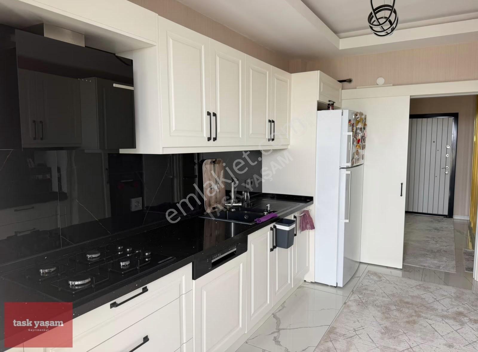 Happy Lıfe Homes'ta Havuzlu Sitede 5+2 Lüks Dubleks - Görsel 18