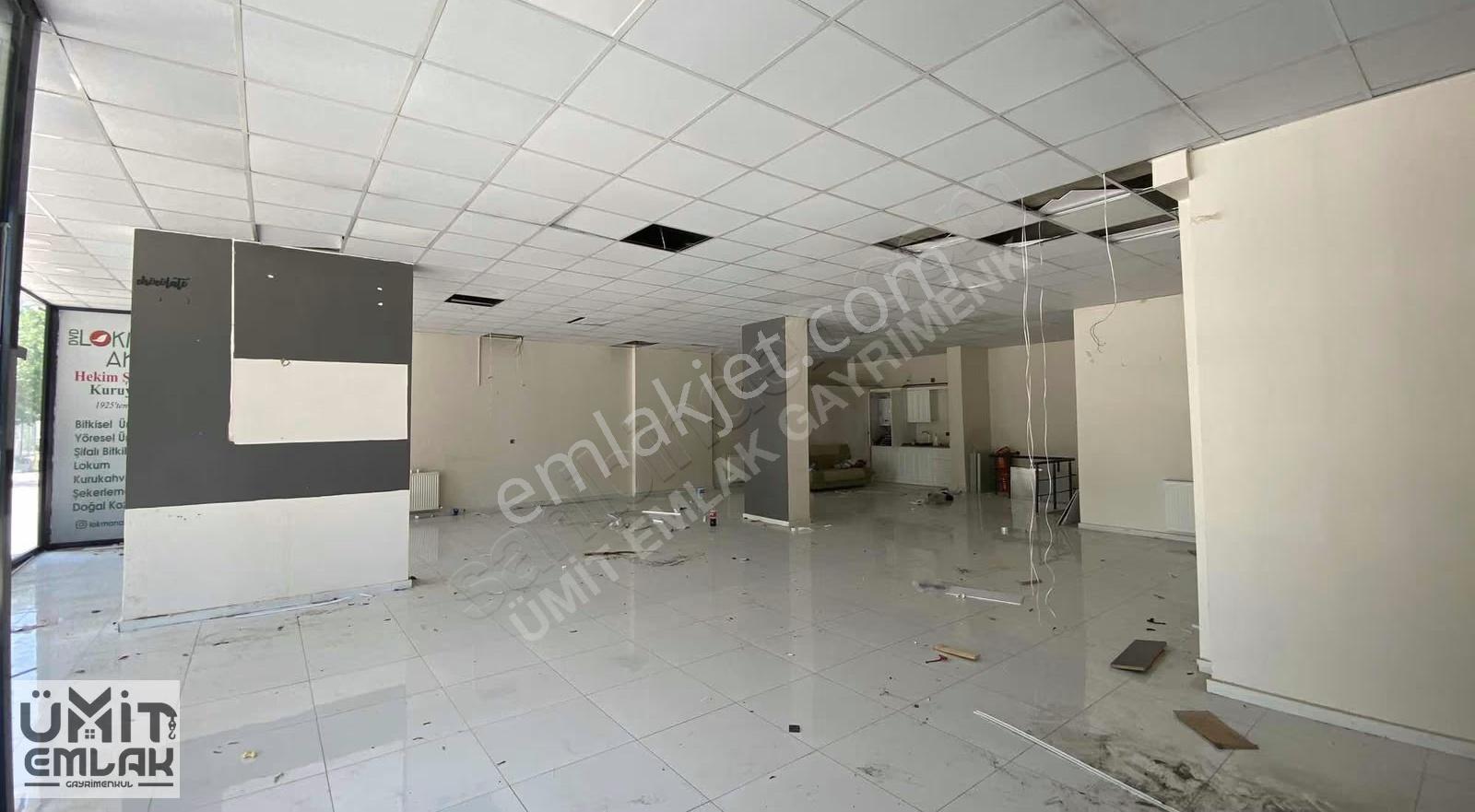 Ümit Emlak|sürsürü/ana Cadde Üzeri İşlek Lokasyon 220m2 Kiralık - Görsel 4