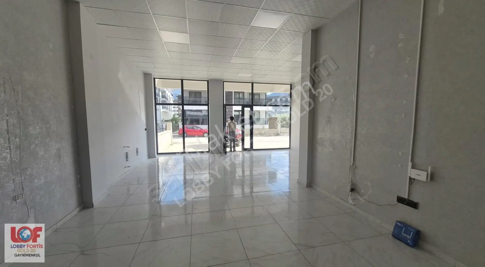 Karahasanlı'da Hastaneye Yakın Kiralık 80 M² Dükkan - Görsel 4