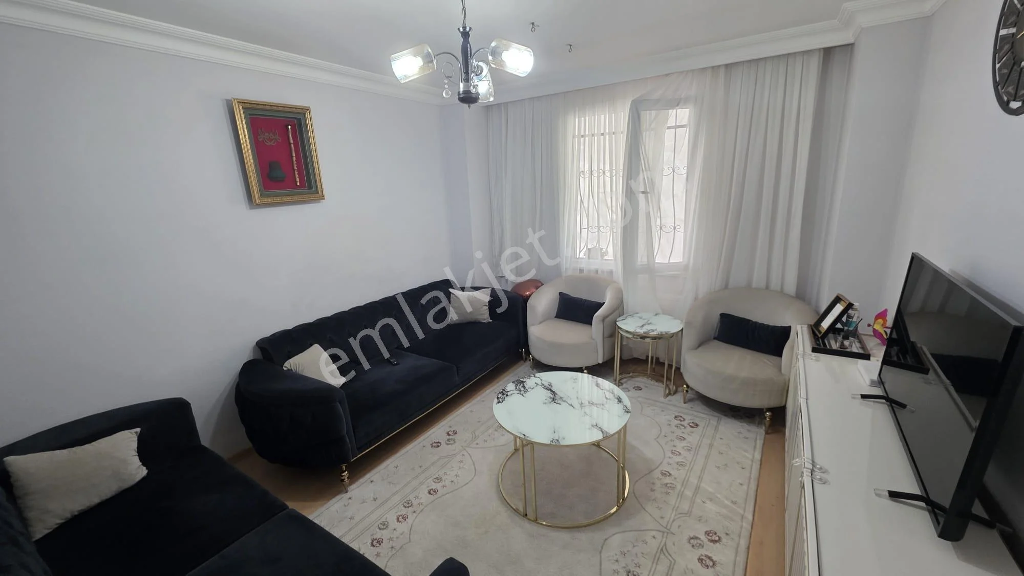 Beylikdüzü Yakuplu Uygun Fiyata 80m² Kaçmaz Fırsat 2+1 Giriş Kat Masrafsız