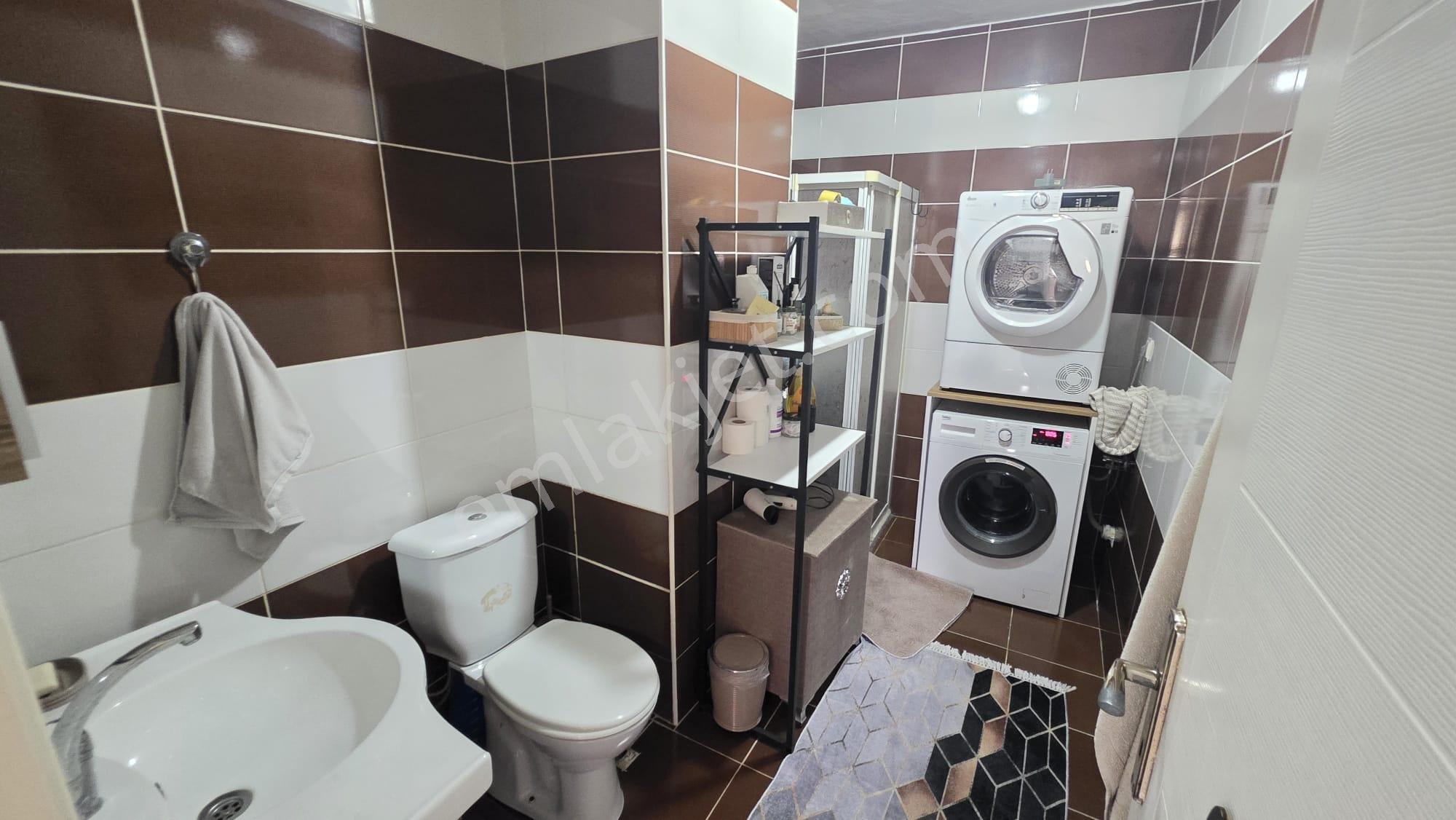 Beylikdüzü Yakuplu Uygun Fiyata 80m² Kaçmaz Fırsat 2+1 Giriş Kat Masrafsız - Görsel 24
