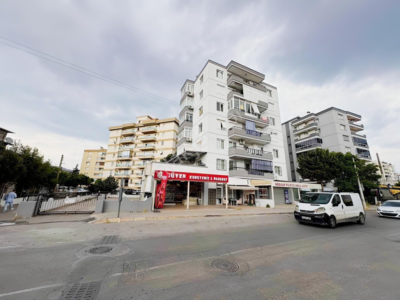 Yenigirne Postacılar'da Satılık Boş, Geniş, Otoparklı, 3 Cepheli - Görsel 9