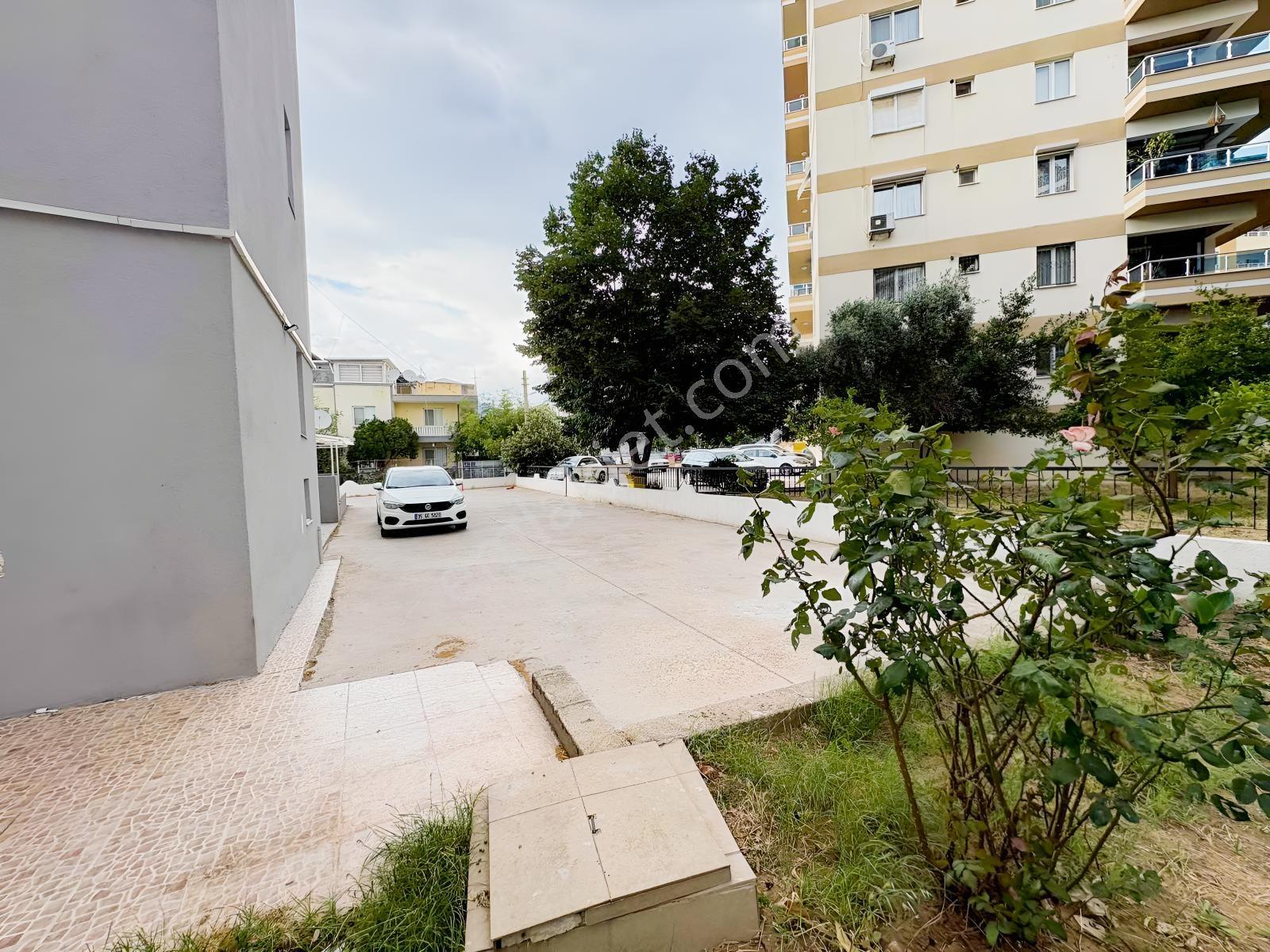 Yenigirne Postacılar'da Satılık Boş, Geniş, Otoparklı, 3 Cepheli - Görsel 13