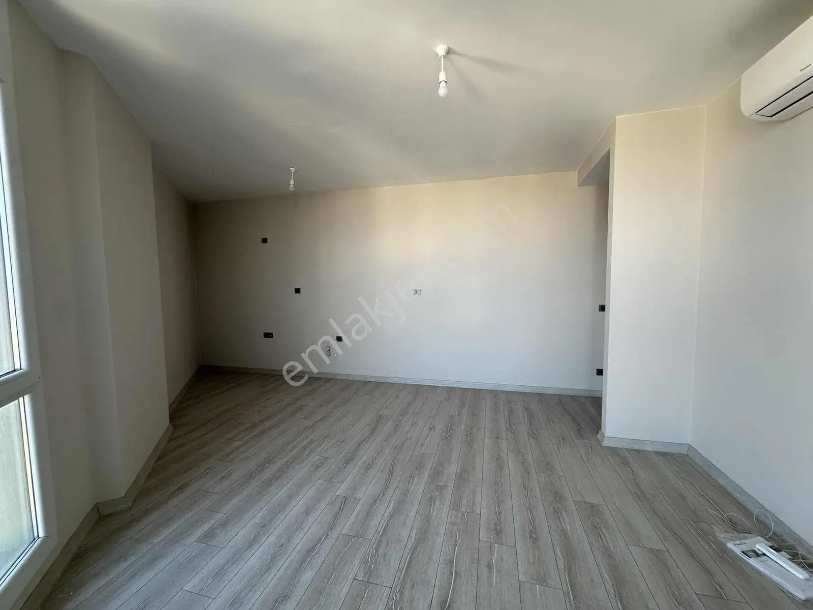 1+1 Sıfır Daıre (meydan Ardıçlı Sitesi) - Görsel 3