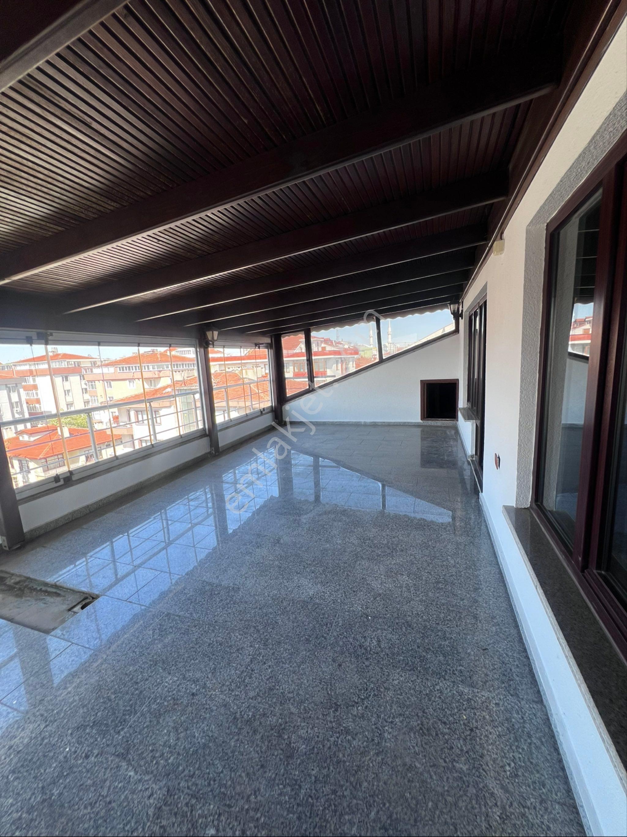 Remax Land Bahçelievler’de 5+1 Kiralık Daire - Görsel 30