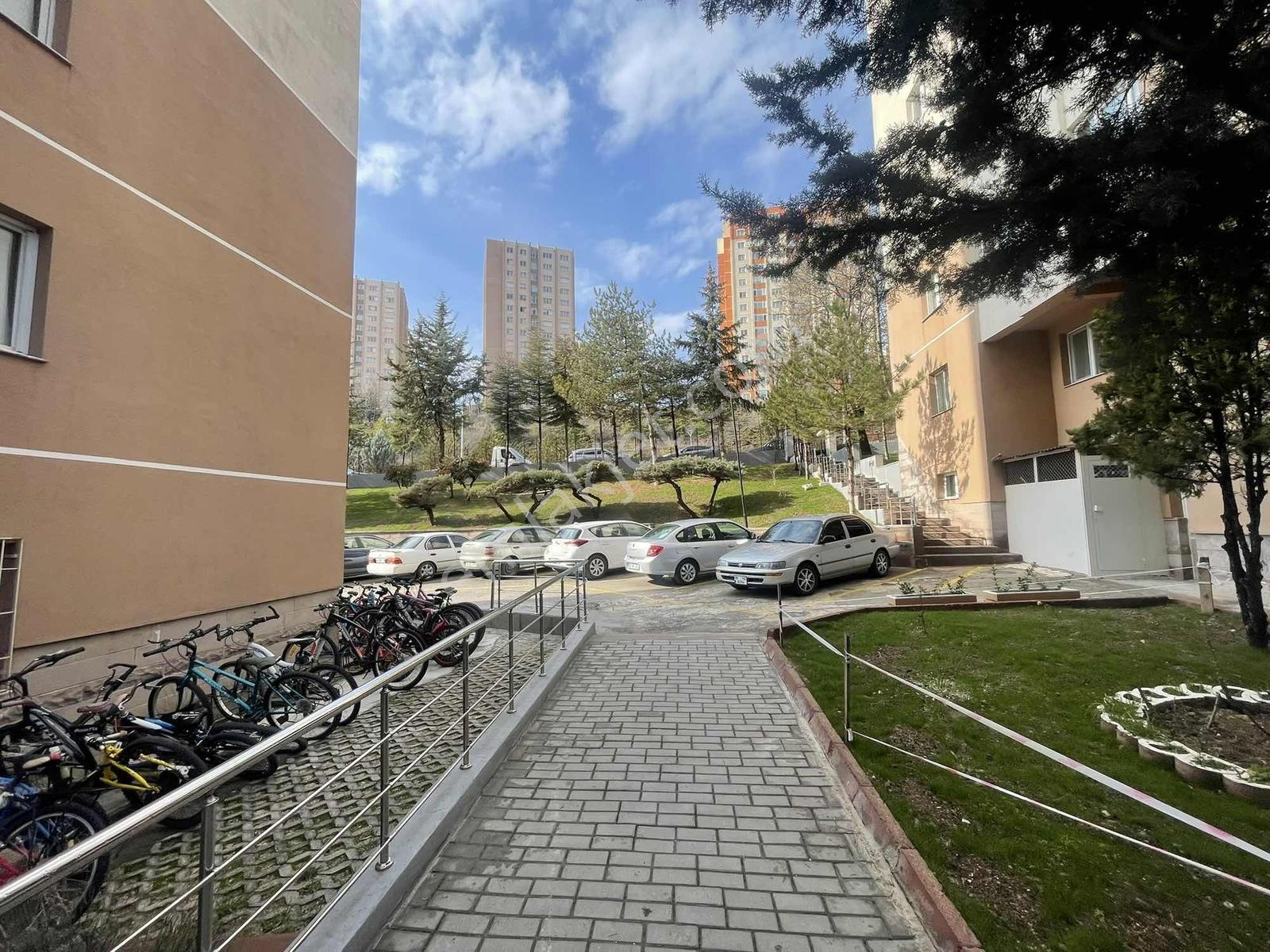 Sayıştay Sitesinde Metroya Yakın Kiralık 3+1 Daire - Görsel 12