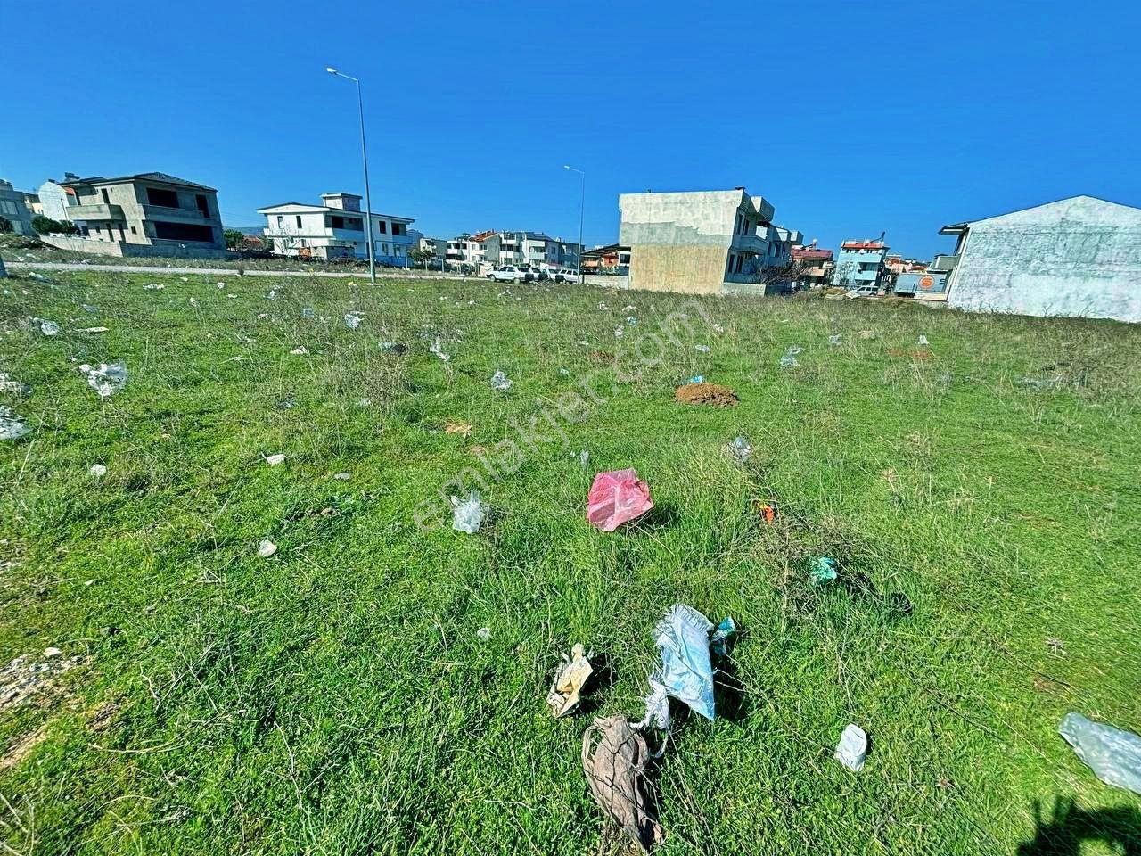 Uytundan Burhaniye Bademalanında Satılık Villa Arsası