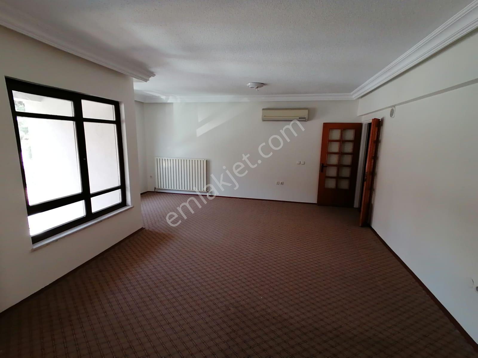 Gop Ust Kozada 1.kat İçi Bakımlı Ön Cephe Kombili 2+1 Kiralık Daire - Görsel 4
