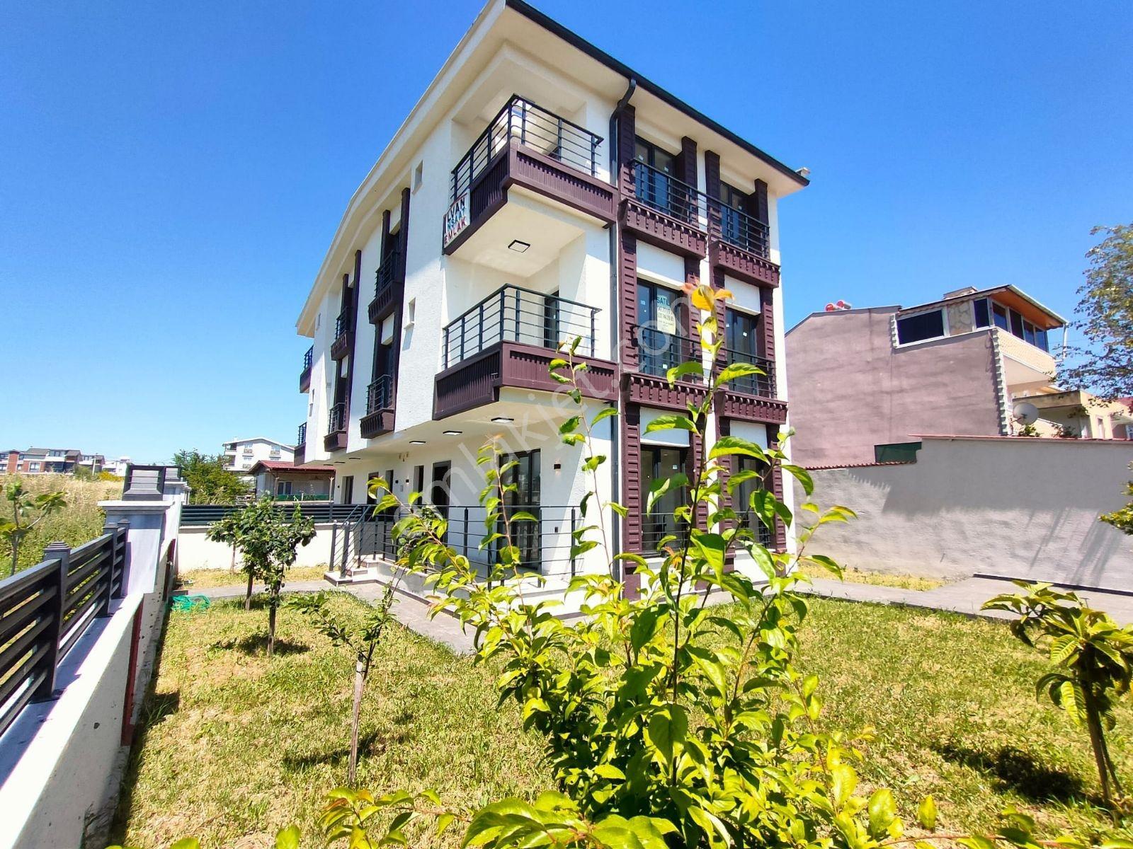 Kartallar'dan Denize Yakın Merkezde Büyük Bahçeli Yazlık Villa.. - Görsel 28