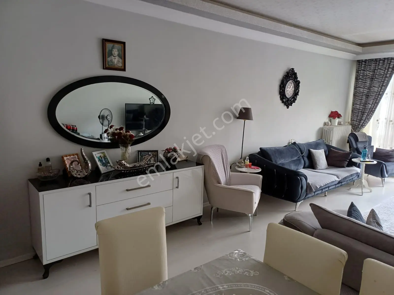 Aşağı Ayrancı Güvenlik Caddesinde 3.katta Ön Cephe Açık Otoparklı Yapılı 145 M2 3+1 Kiralık Daire - Görsel 5