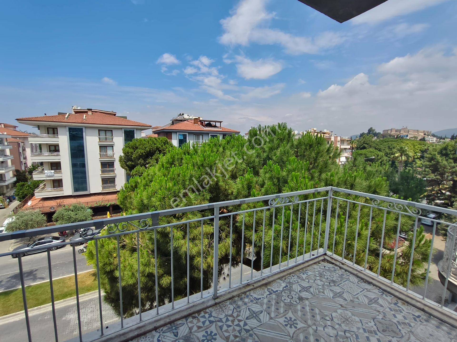İzmir Selçuk Merkezde Full Eşyalı, Yenilenmiş 3 Balkonlu 2+1 Daire - Görsel 26