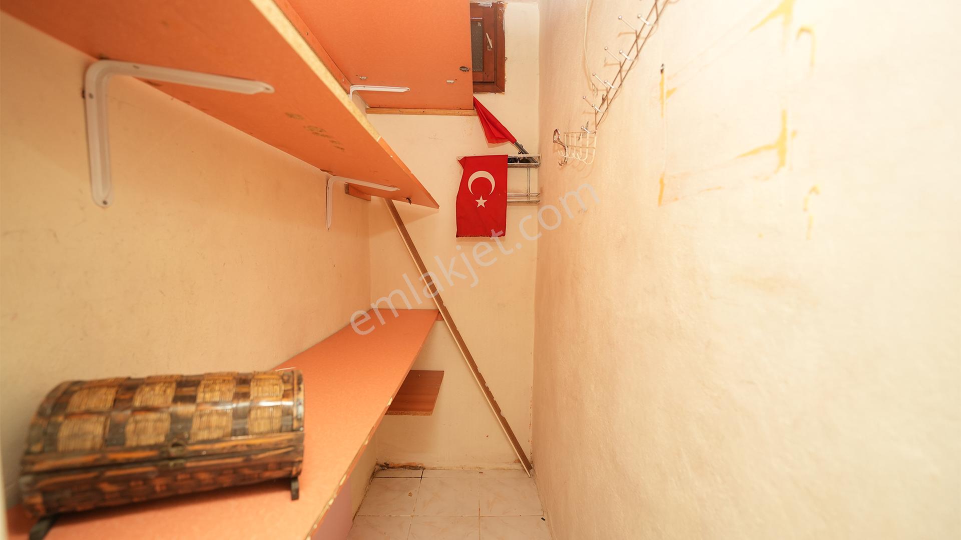 C21 Cius; Eski Pazar Caddesinde 3+1 Taşınmaya Hazır Daire - Görsel 16