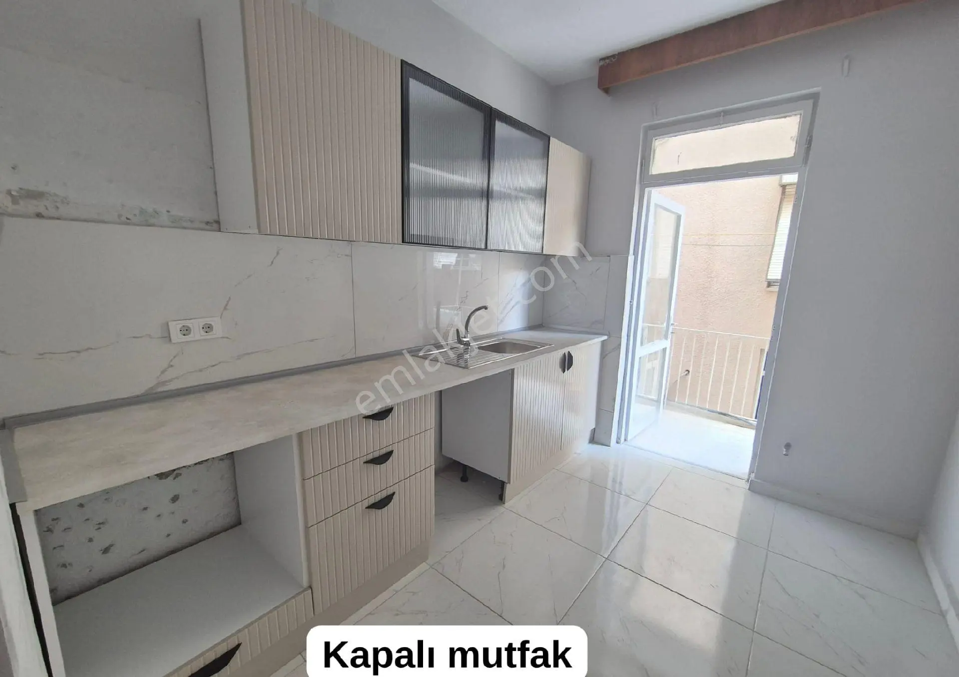 Antalya Muratpaşa Üçgen Mah.- Satılık 2+1-içi Yeni Yapılı-asansörlü-arakat-merkezi Lokasyon - Görsel 3