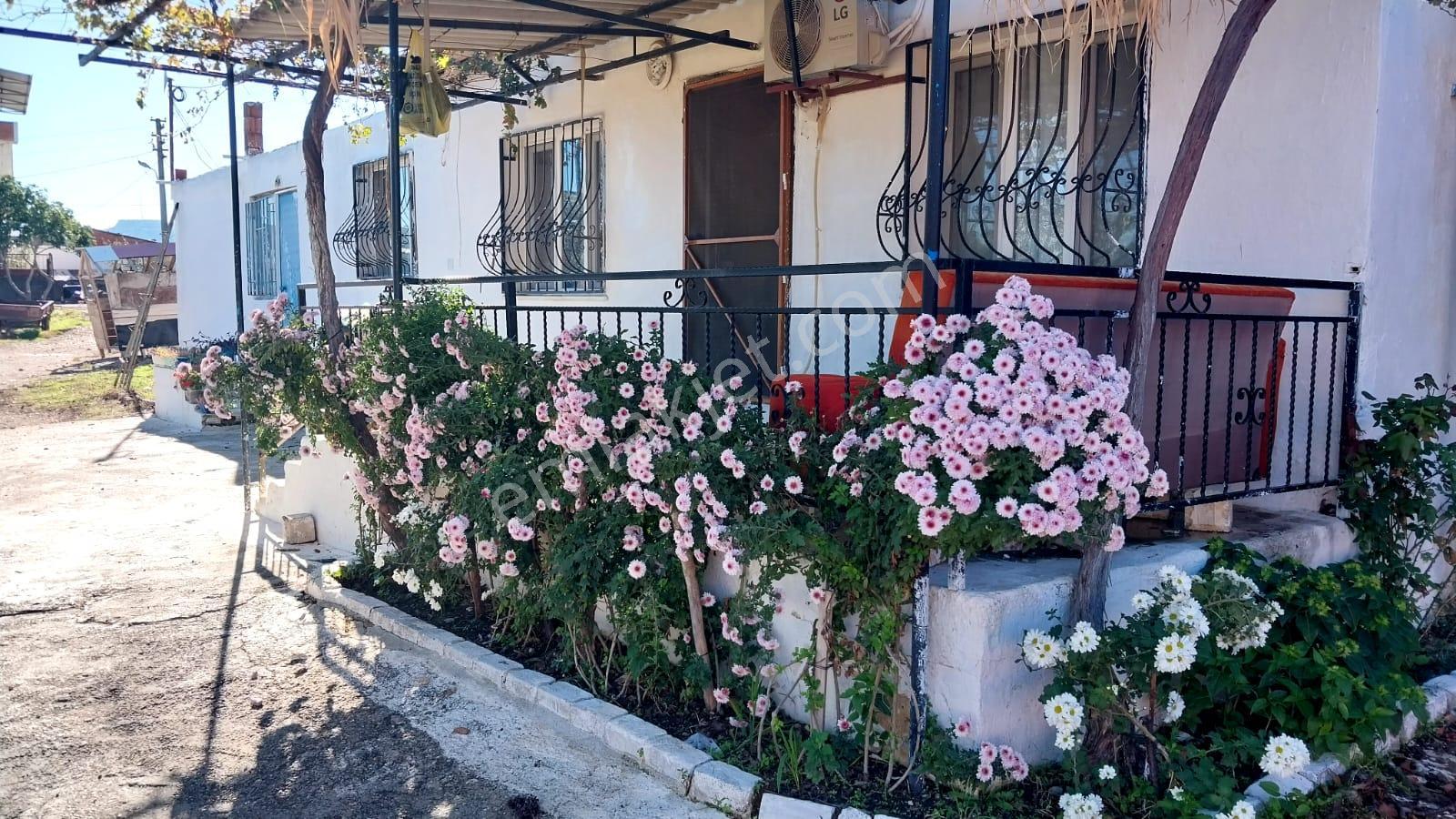 Sahibinden İmarlı 2 Aded Evi Olan Arsa