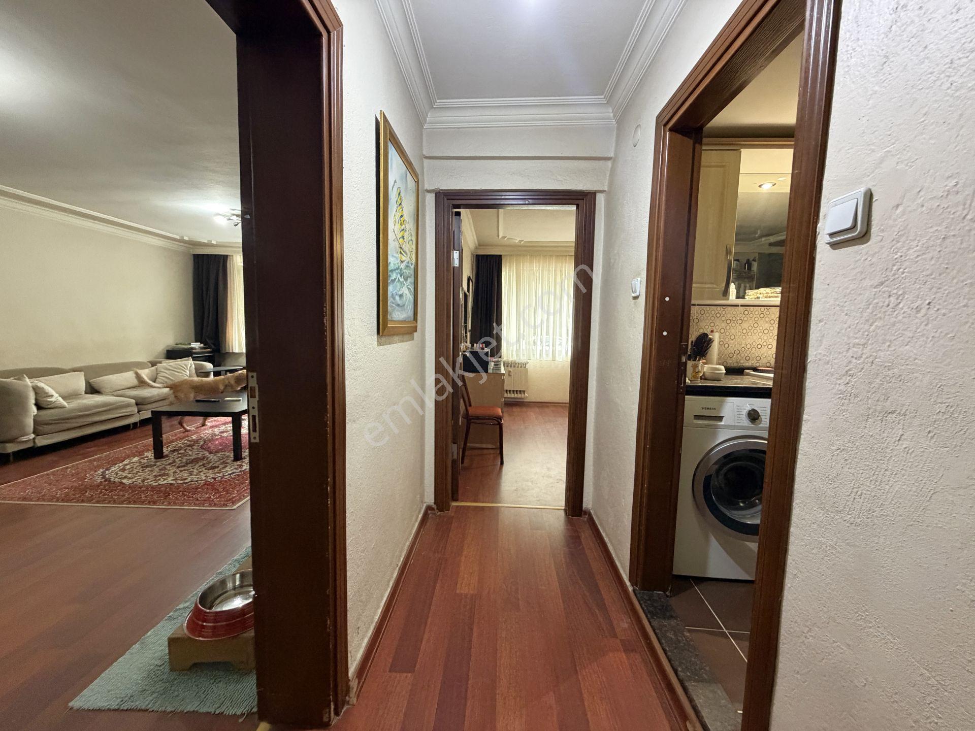 Bornova’nın Kalbinde Huzurlu Bir Muhitte Satılık 3+1 Daire - Görsel 27
