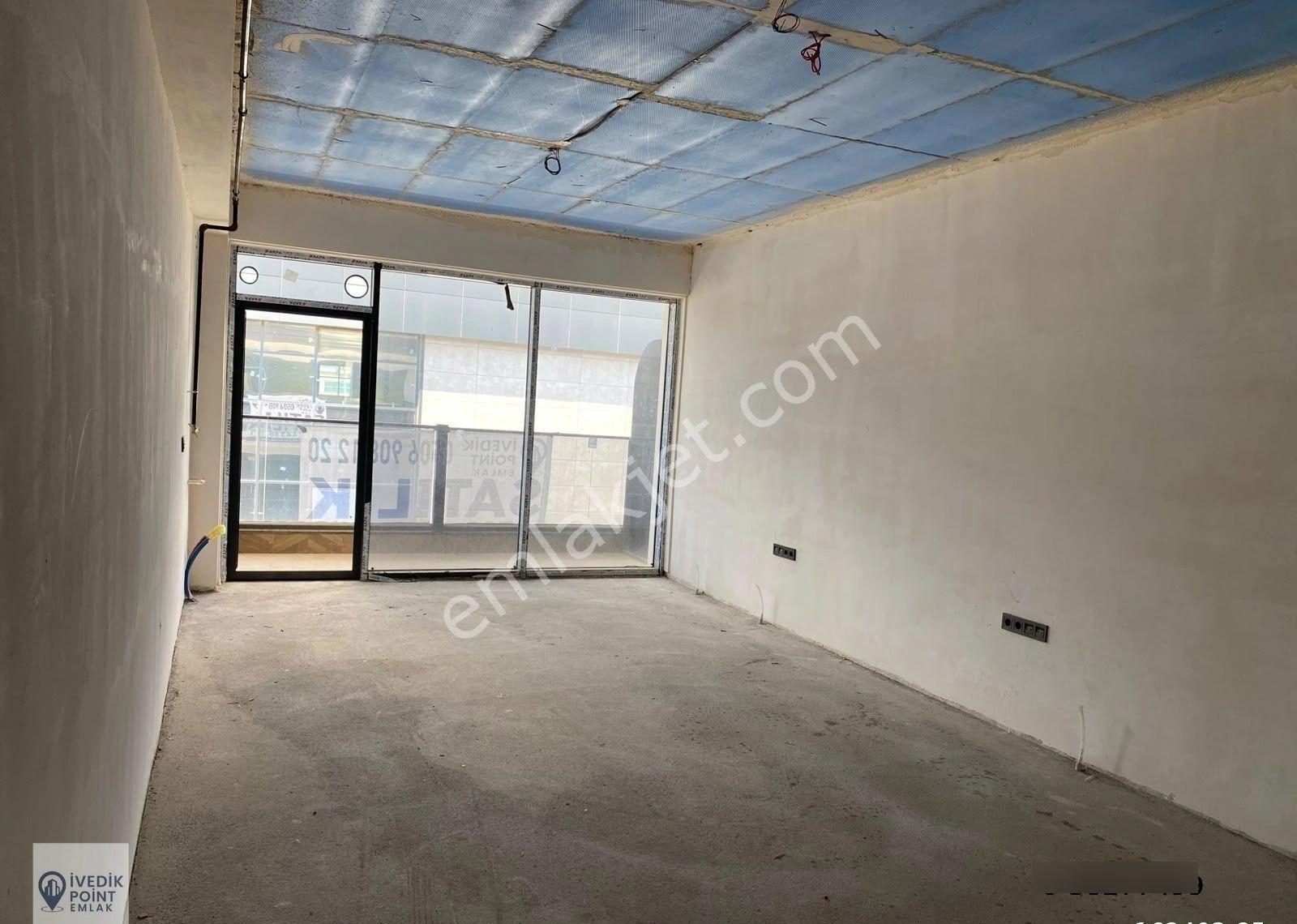 Serbey İş Merkezi'nde Balkonlu 47 M² Prestijli Satılık Ofis - Görsel 4