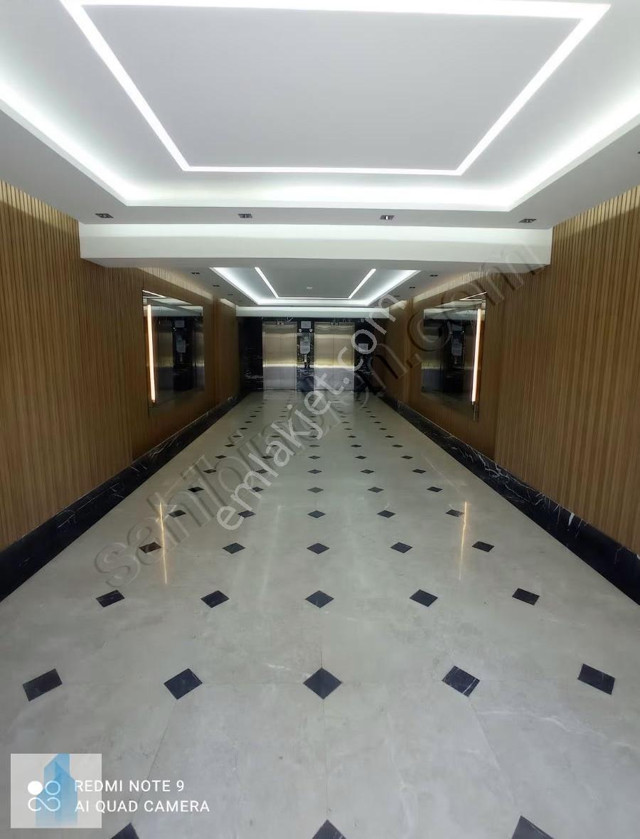 Bağcılar Meydana Yakın Lüks Site İçinde 3+1, 130 M2 Harika Daire - Görsel 2