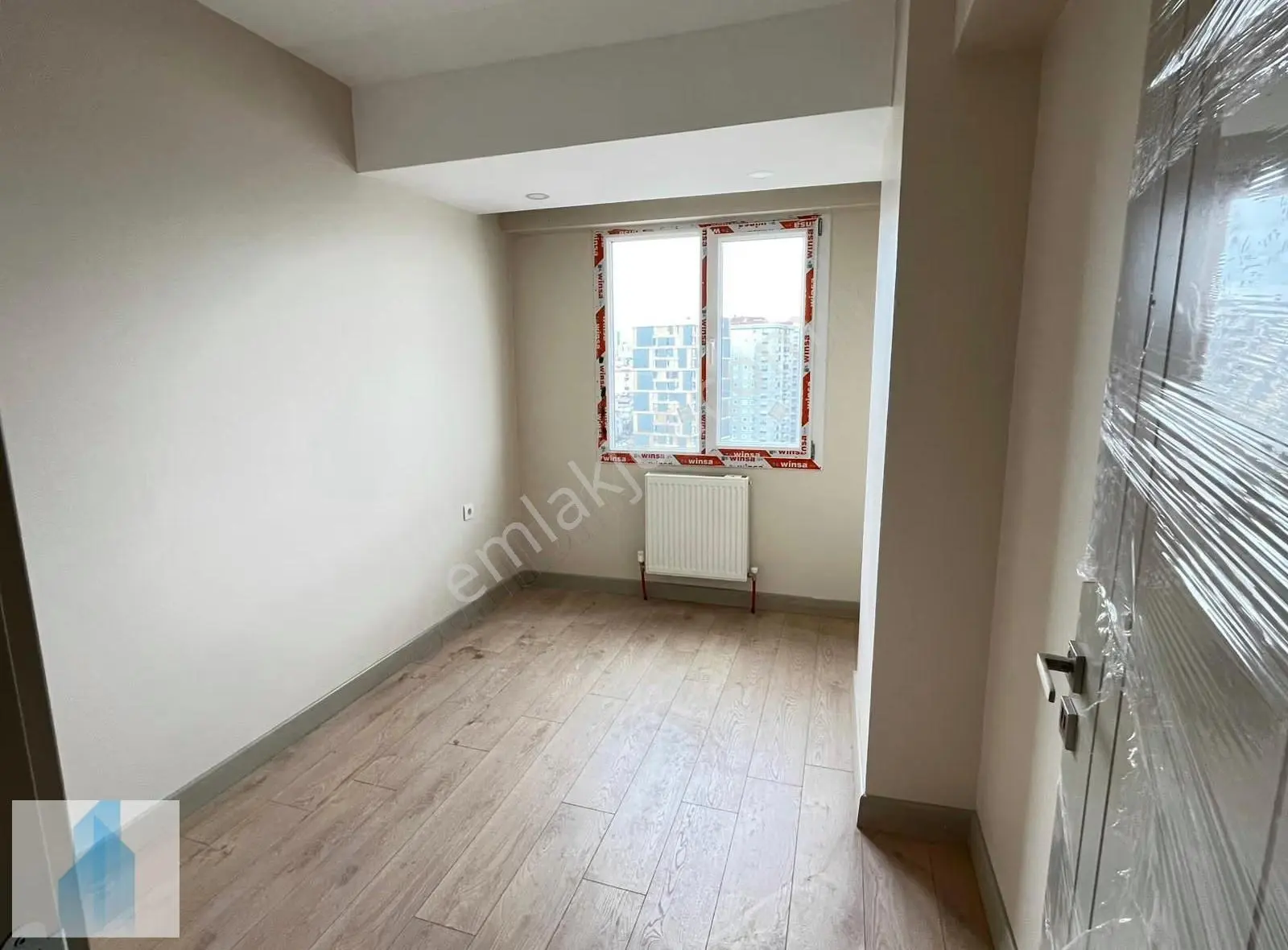 Bağcılar Yenimahalle De Kiralık Site İçi Sıfır 3+1 Harika Daire - Görsel 3