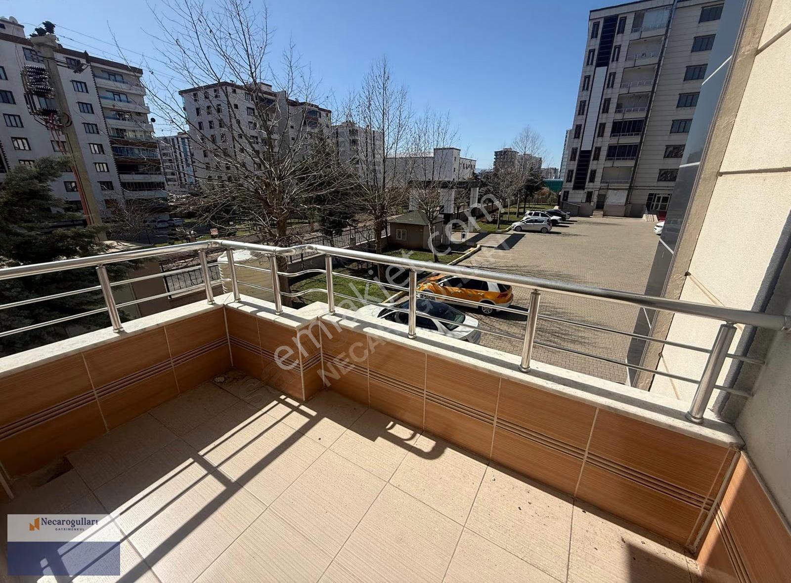 Necaroğullarından Otogar Ve Şehir Hastanesine Yakın 3+1 Daire - Görsel 27