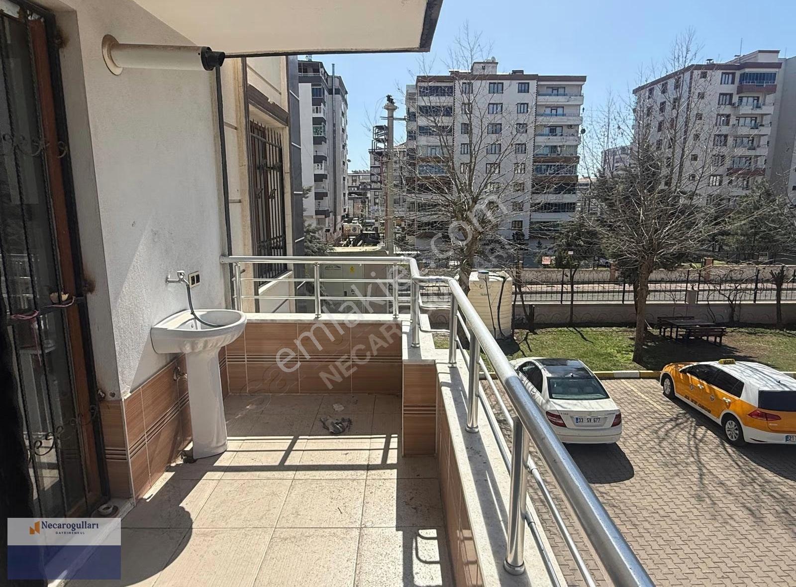 Necaroğullarından Otogar Ve Şehir Hastanesine Yakın 3+1 Daire - Görsel 28