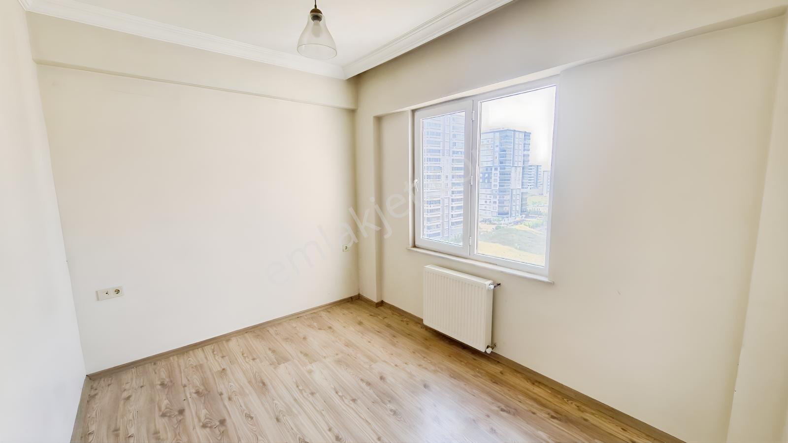 Ymz'den Beştepe'de Satılık Arakat 2+1 Masrafsız Temiz Daire - Görsel 5