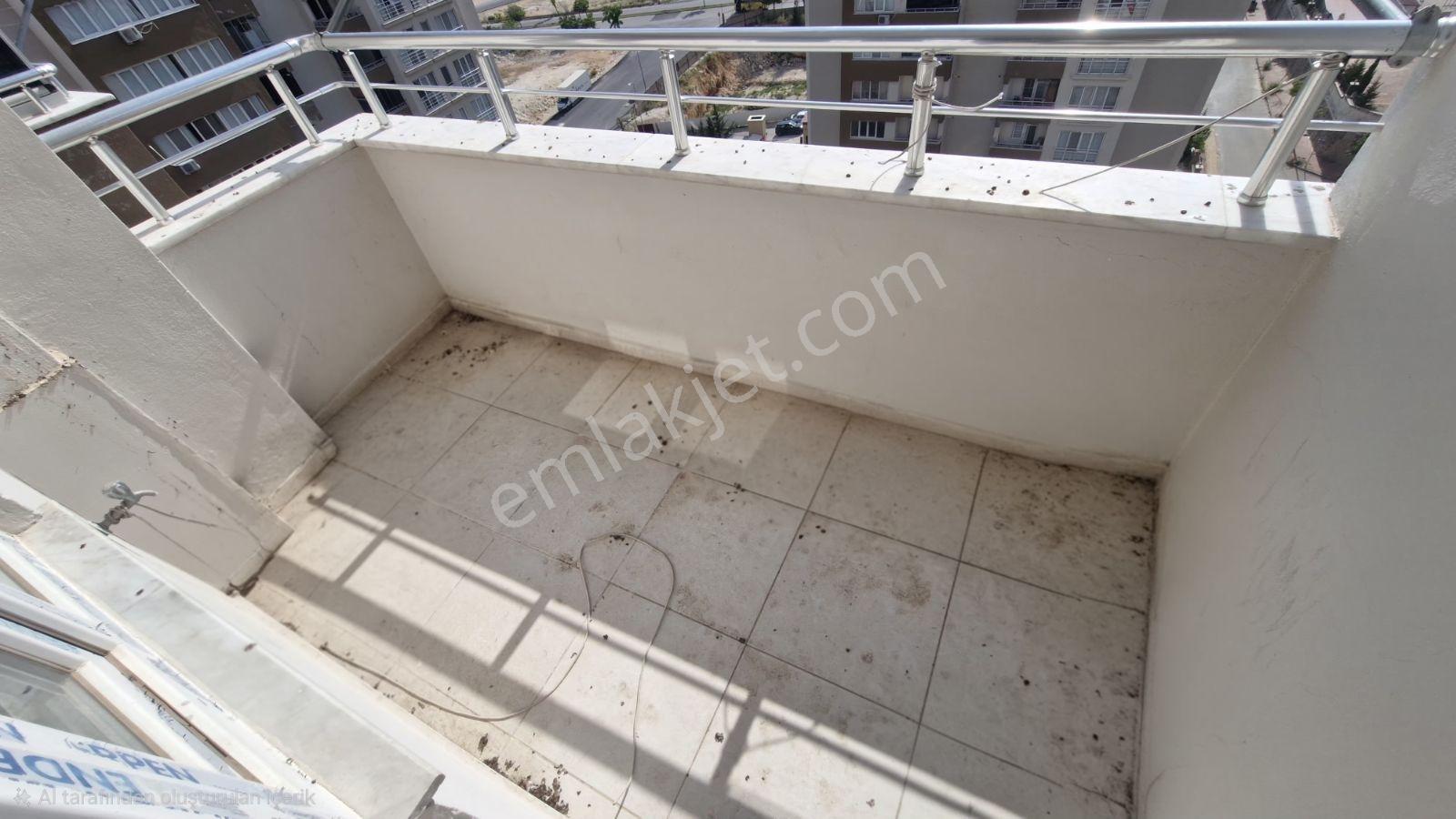 Ymz'den Beştepe'de Satılık Arakat 2+1 Masrafsız Temiz Daire - Görsel 3
