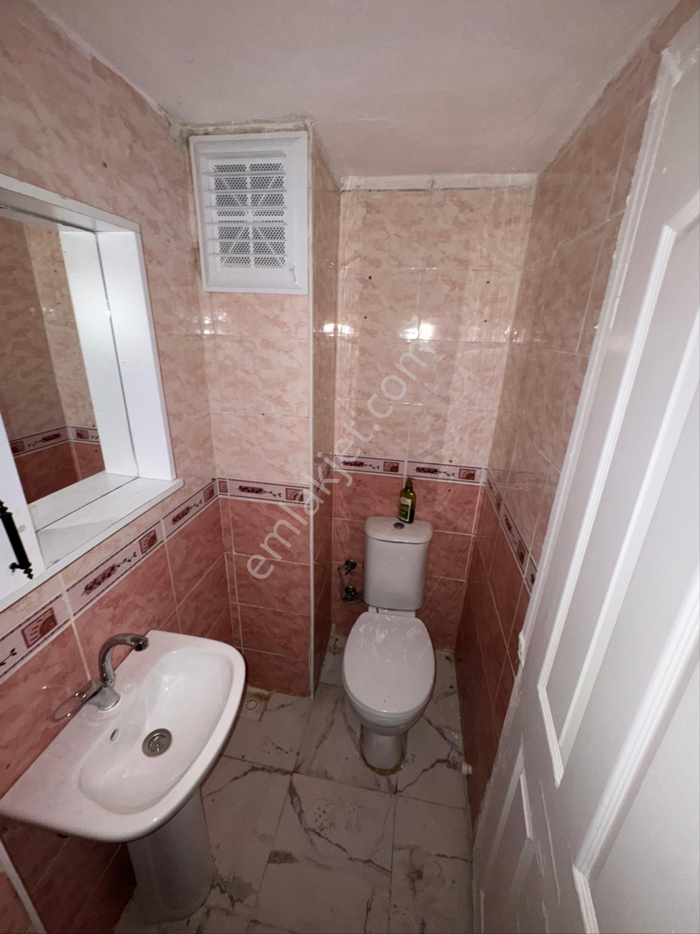 Beyoğlu Kulaksız Meydanında 2+1 Kiralık Daire - Görsel 10