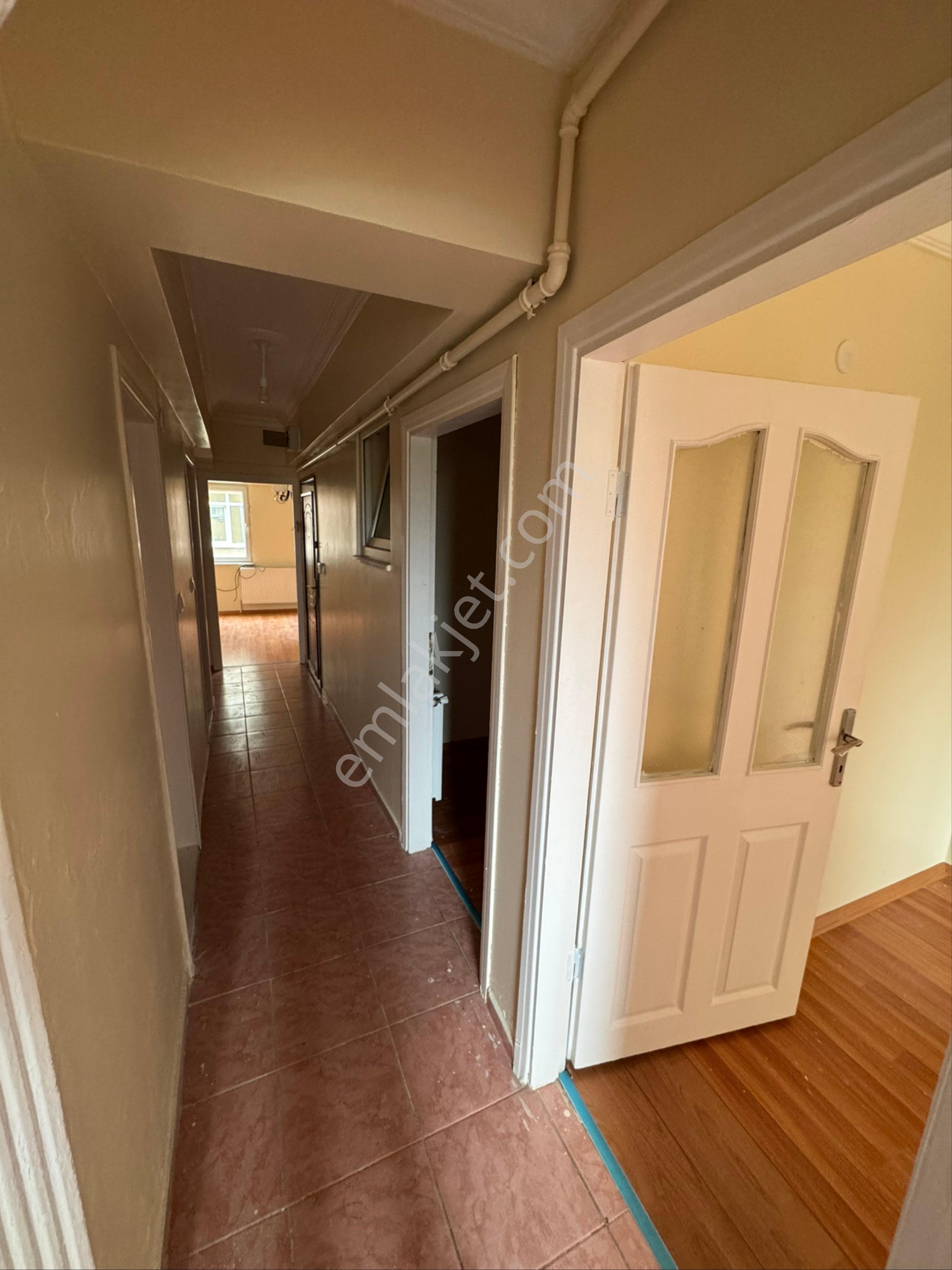 Beyoğlu Kulaksız Meydanında 2+1 Kiralık Daire - Görsel 13