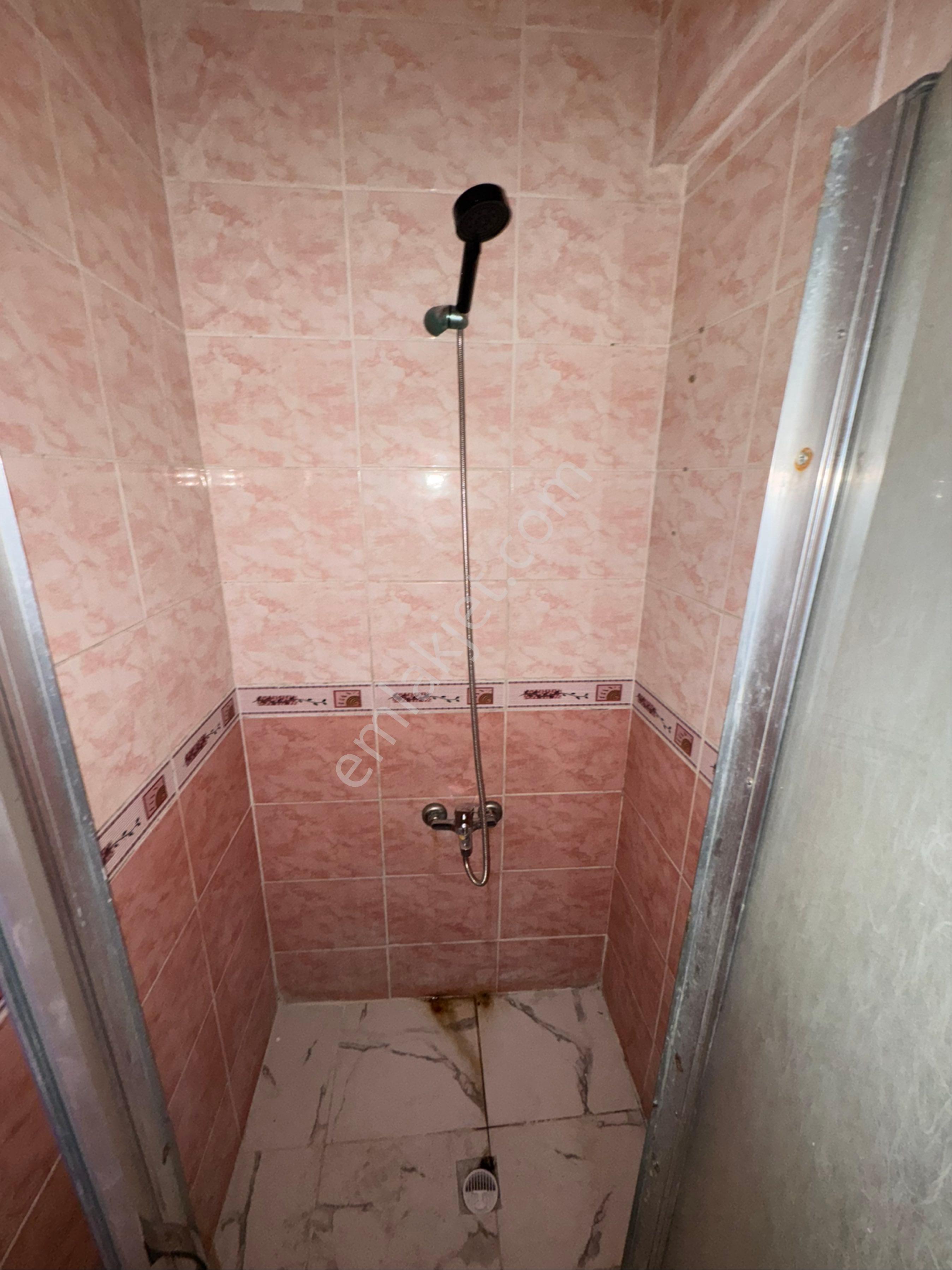 Beyoğlu Kulaksız Meydanında 2+1 Kiralık Daire - Görsel 9