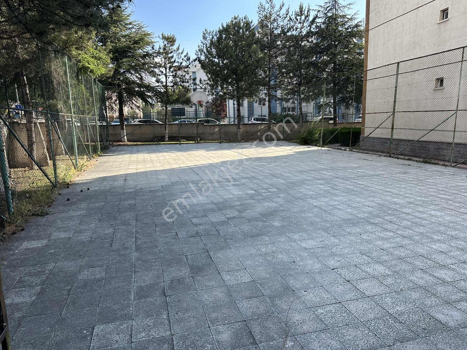 Eray1 Sitesinde Yüksek Girişte Kiralık 3+1 Daire - Görsel 4