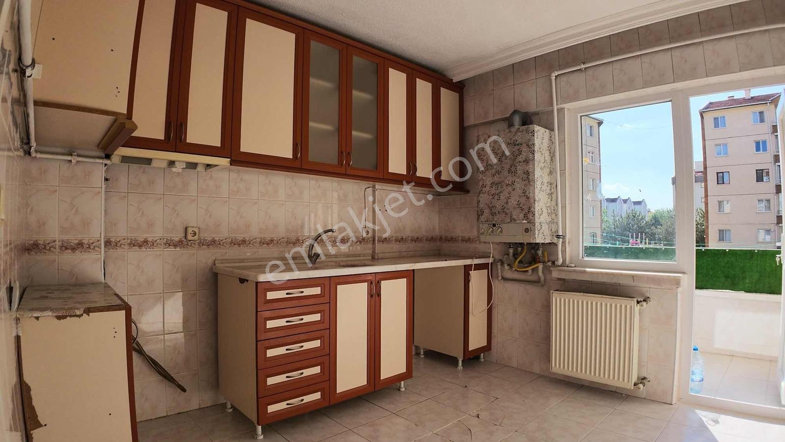 Eray1 Sitesinde Yüksek Girişte Kiralık 3+1 Daire - Görsel 14