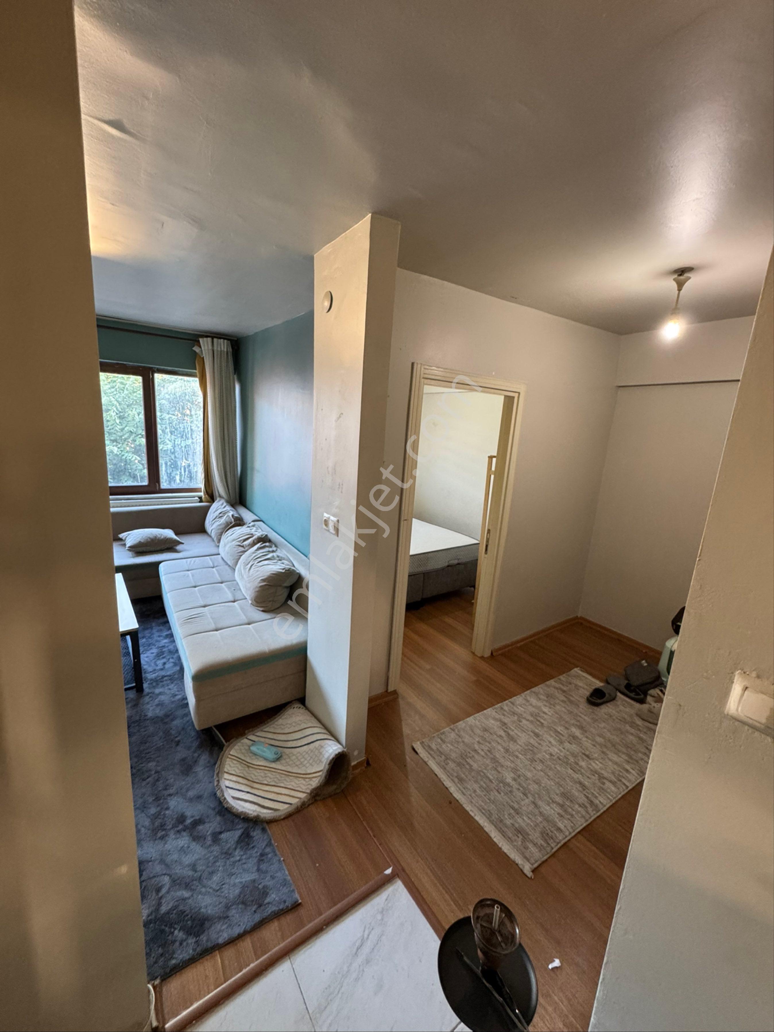 Beyoğlu Kasımpaşa Kızılay Meydanında 1+1 Kiralık Daire - Görsel 4