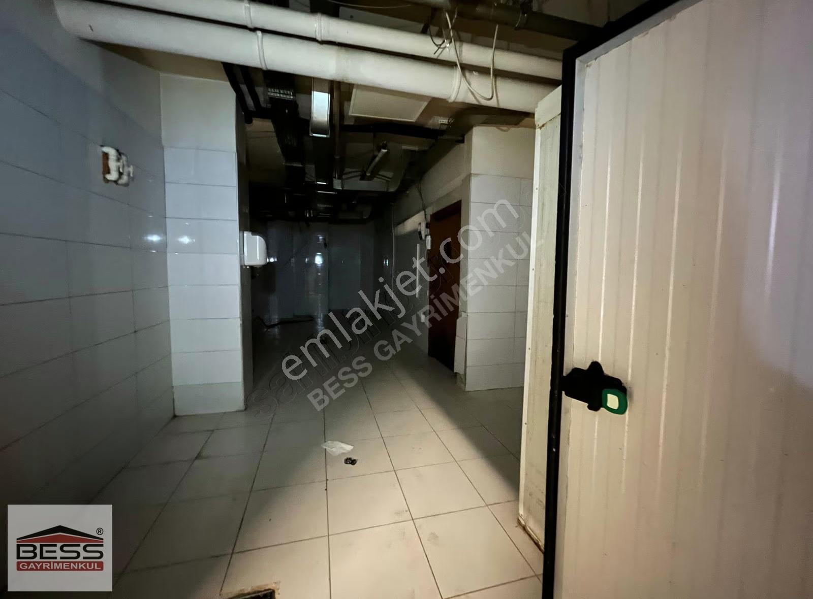 Bess'den İsmet İnönü-1 Caddesi Merkezi Konumda Kiralık İş Yeri - Görsel 9