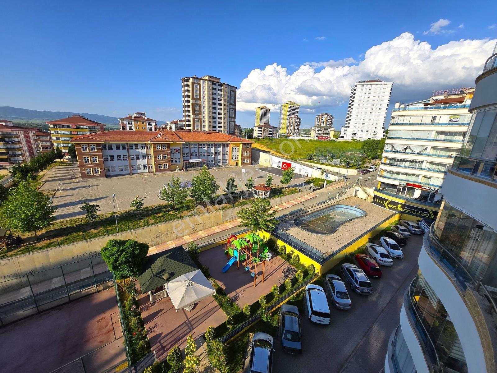 Garanti Emlak'tan "sosyal Tesisli Sitede" K. Otoparklı 3+1 Daire - Görsel 14