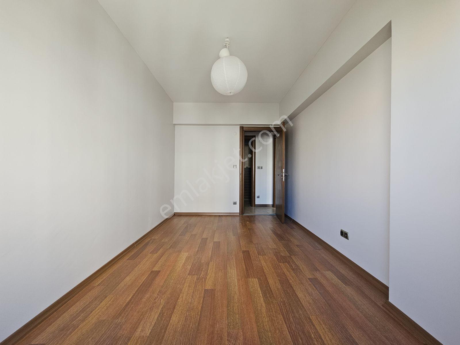 Şerifali Helenium Park'da Arakat Boş 2+1 - Görsel 12