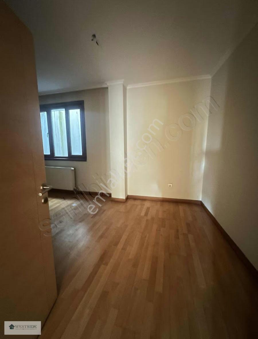 Halkalı Divan Residence 2+1 Teraslı Kısa Katlı Blokta Kiralık - Görsel 10