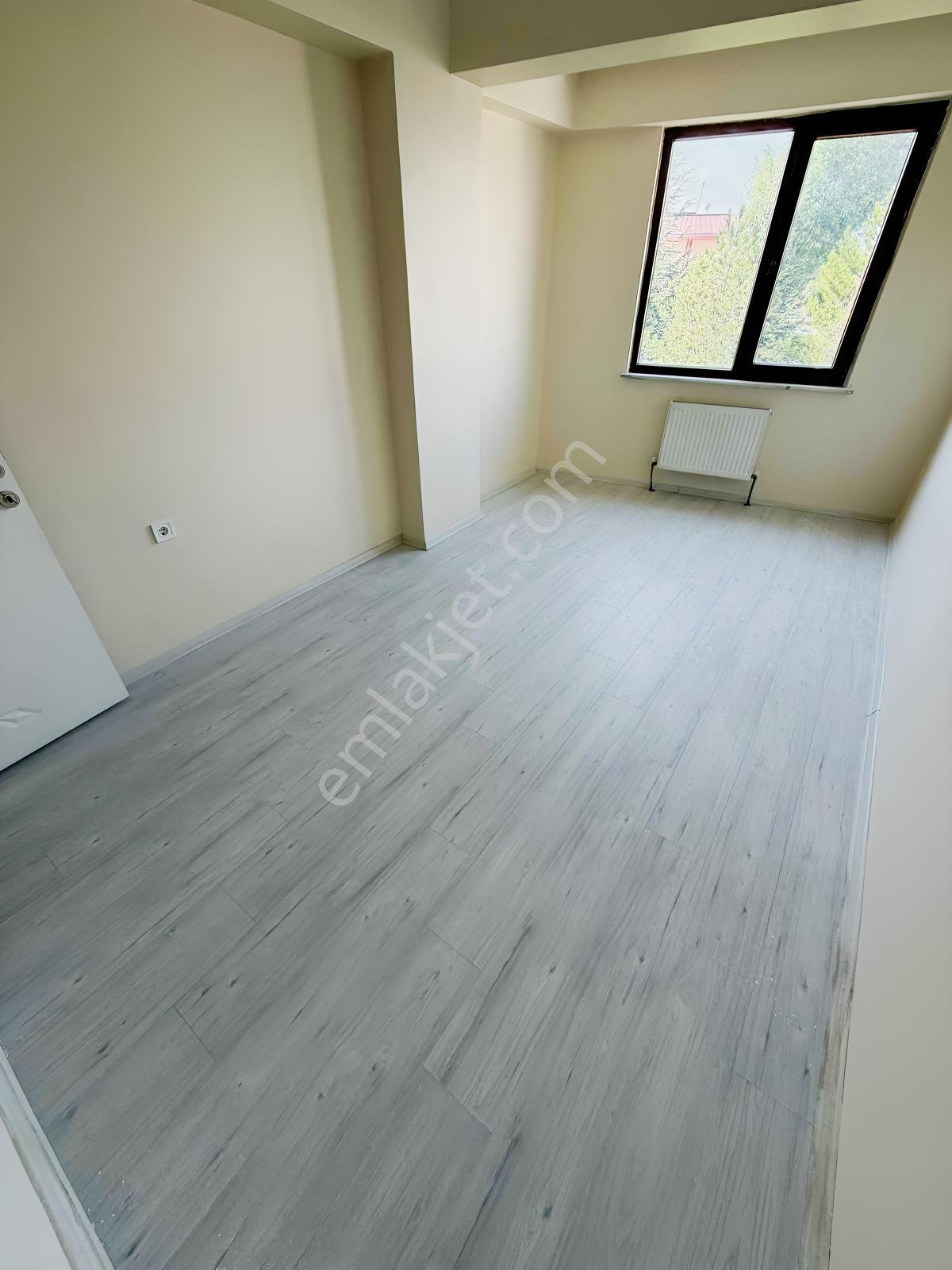Fazelden Tramvay Durağı Yanında Önü Açık Asansörlü İskanlı 2+1 - Görsel 25
