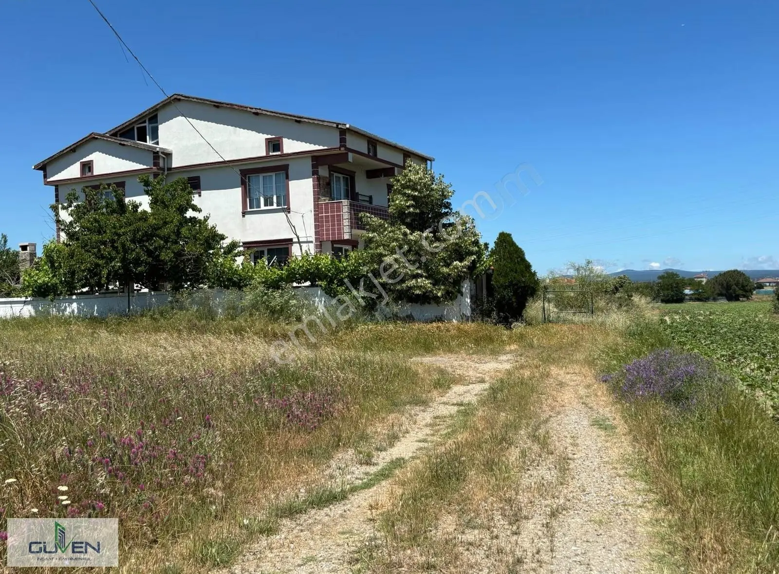 Güven'den Saray'da 297m² İmarlı İfrazlı Yola Cephe Tek Tapu Arsa - Görsel 3