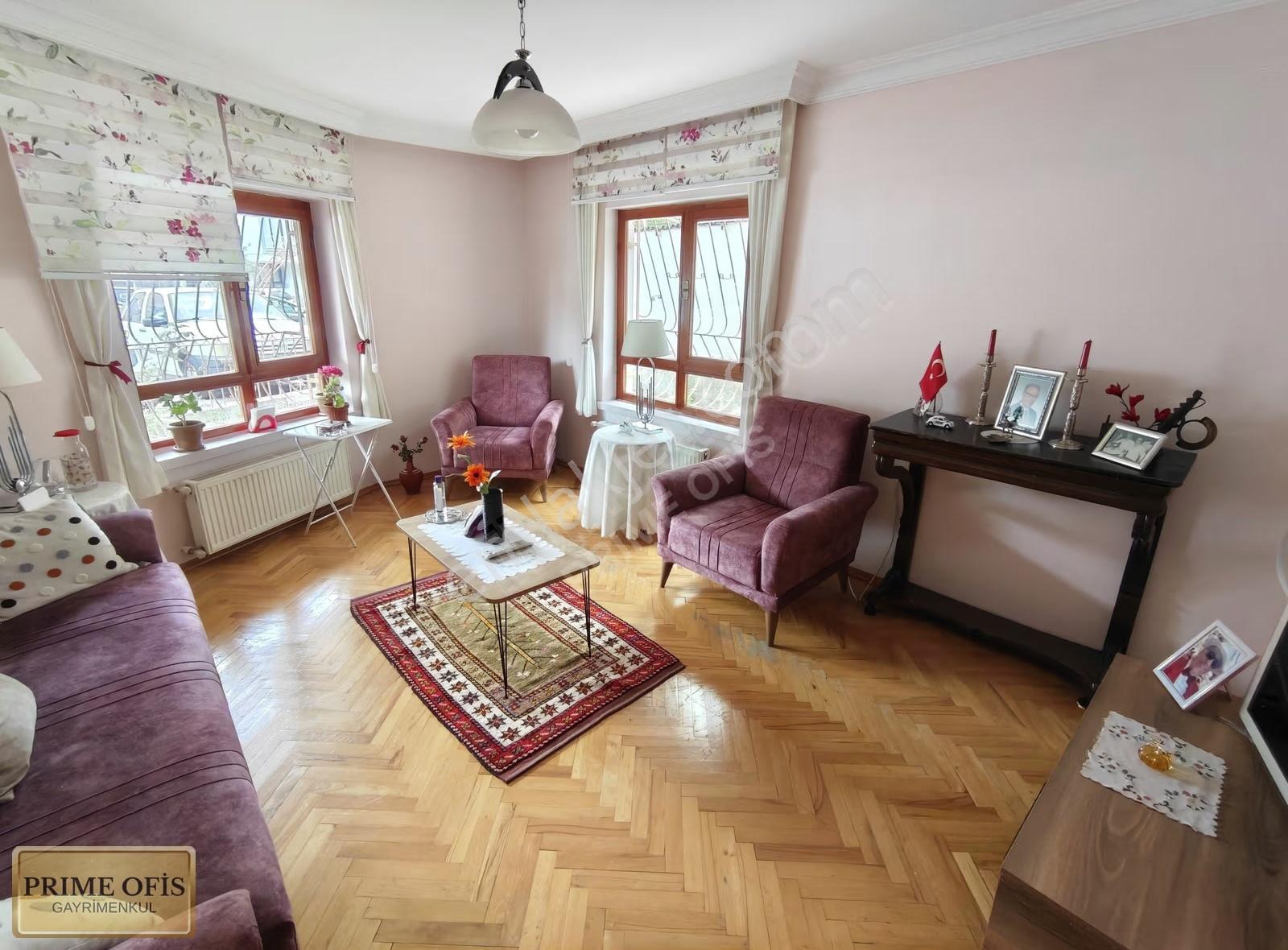 Etlik Ş. Hatanesine Yakın İçi Bakımlı, Giriş Kat 2+1 Ferah Daire