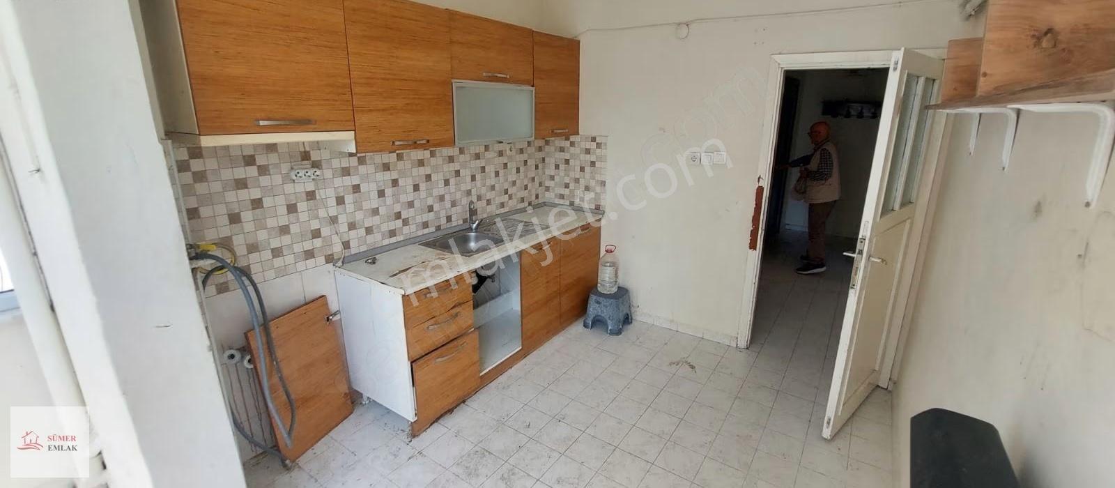 Gaziosmanpaşa Bağlarbaşı Mah.3+1 Satılık - Görsel 2