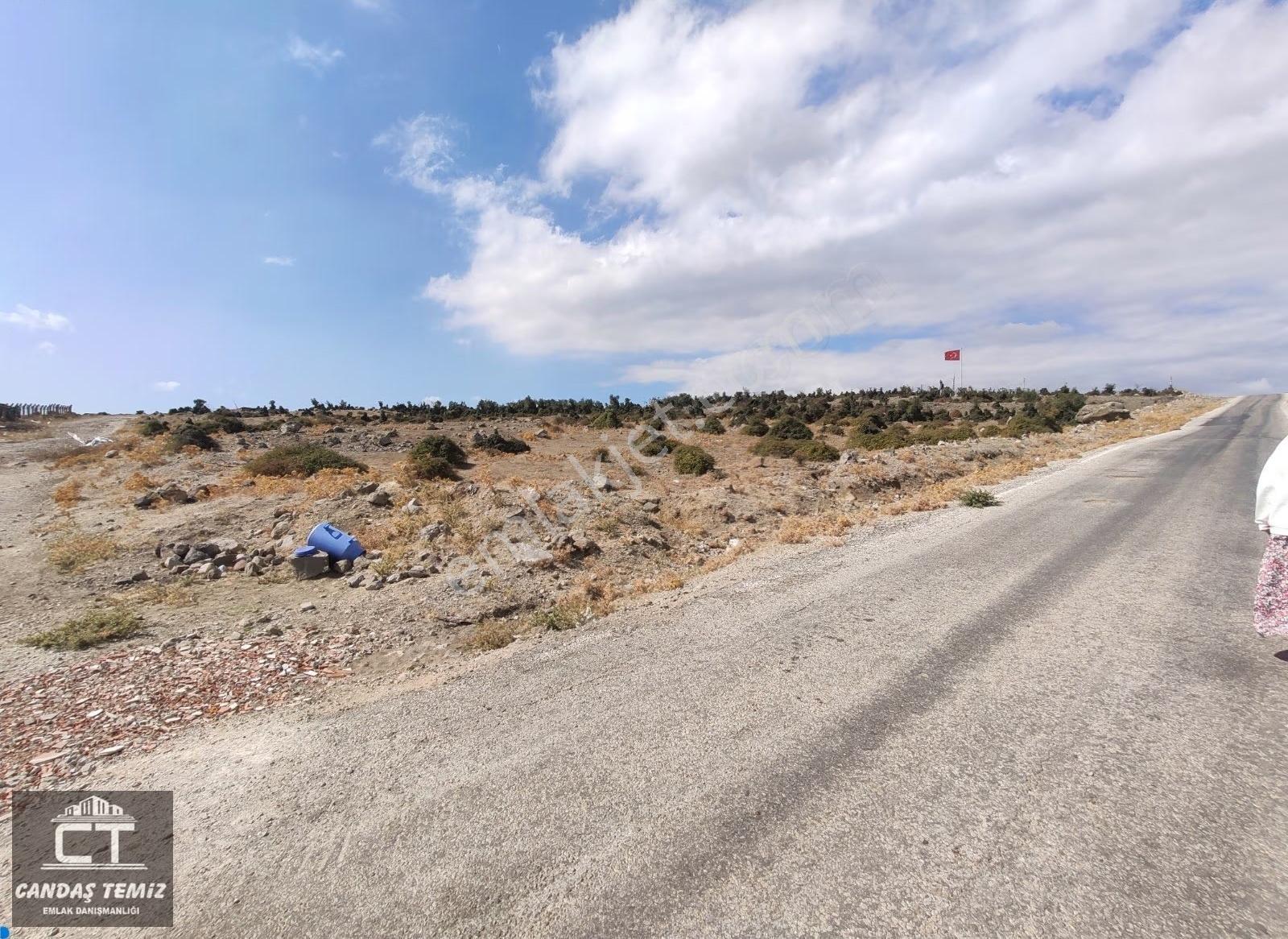 Ct'den Ayvacık Hamdibey'de Assos'a 15dk.357m2 İmarlı Köşe Parsel - Görsel 3