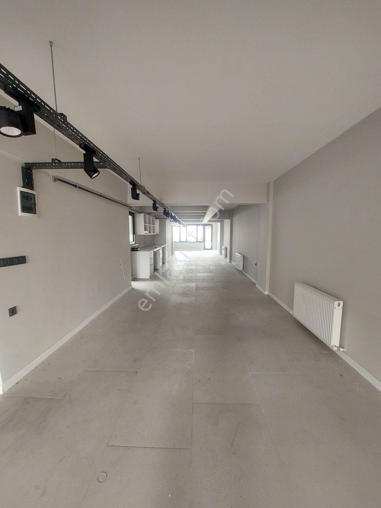 Atatürk Bulvarı Cepheli Kiralık Ofis - Görsel 3
