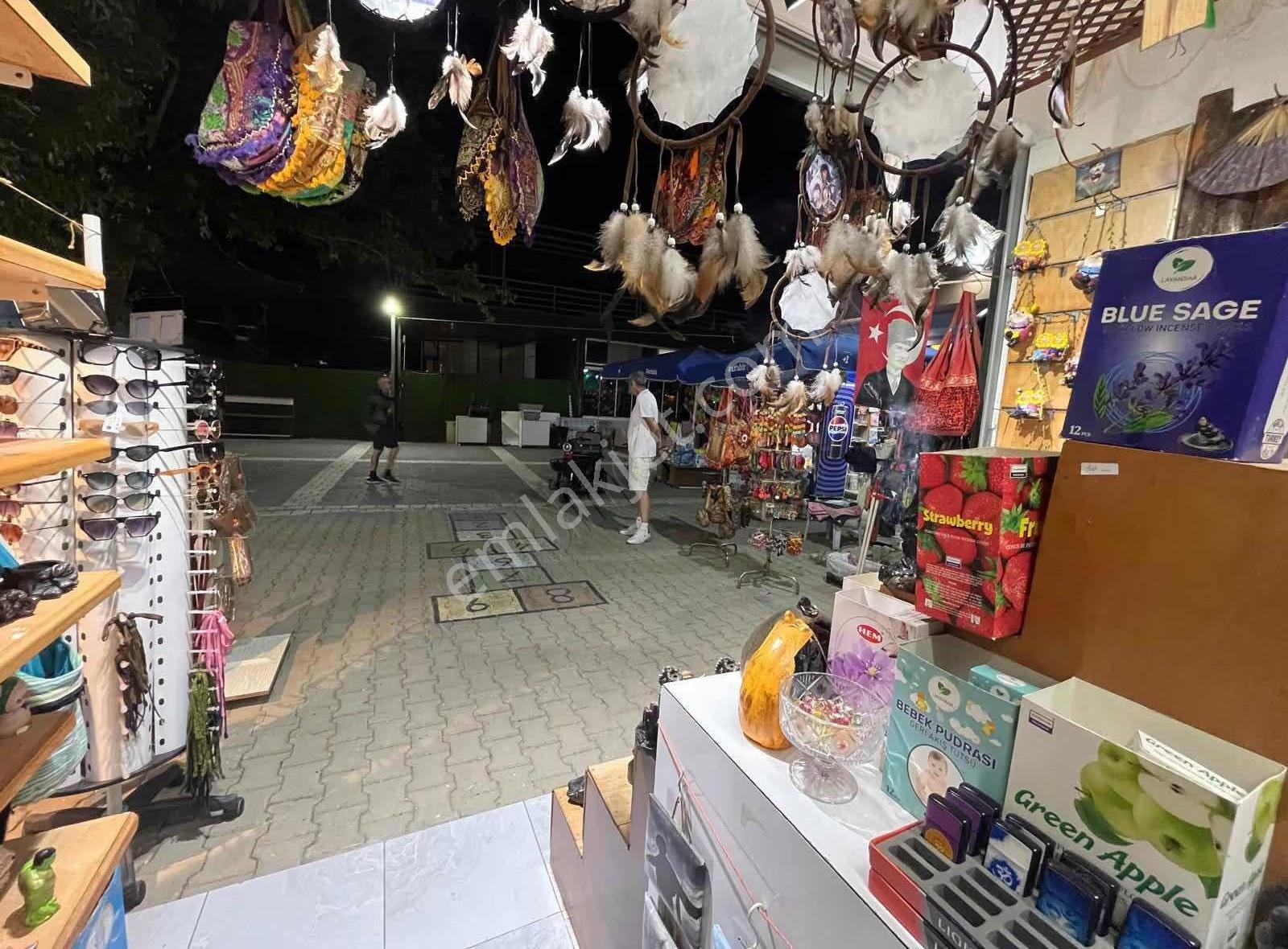 Köşemden Altınkum Kordonda Devren Satılık Hediyelik Eşya Dükkanı - Görsel 10