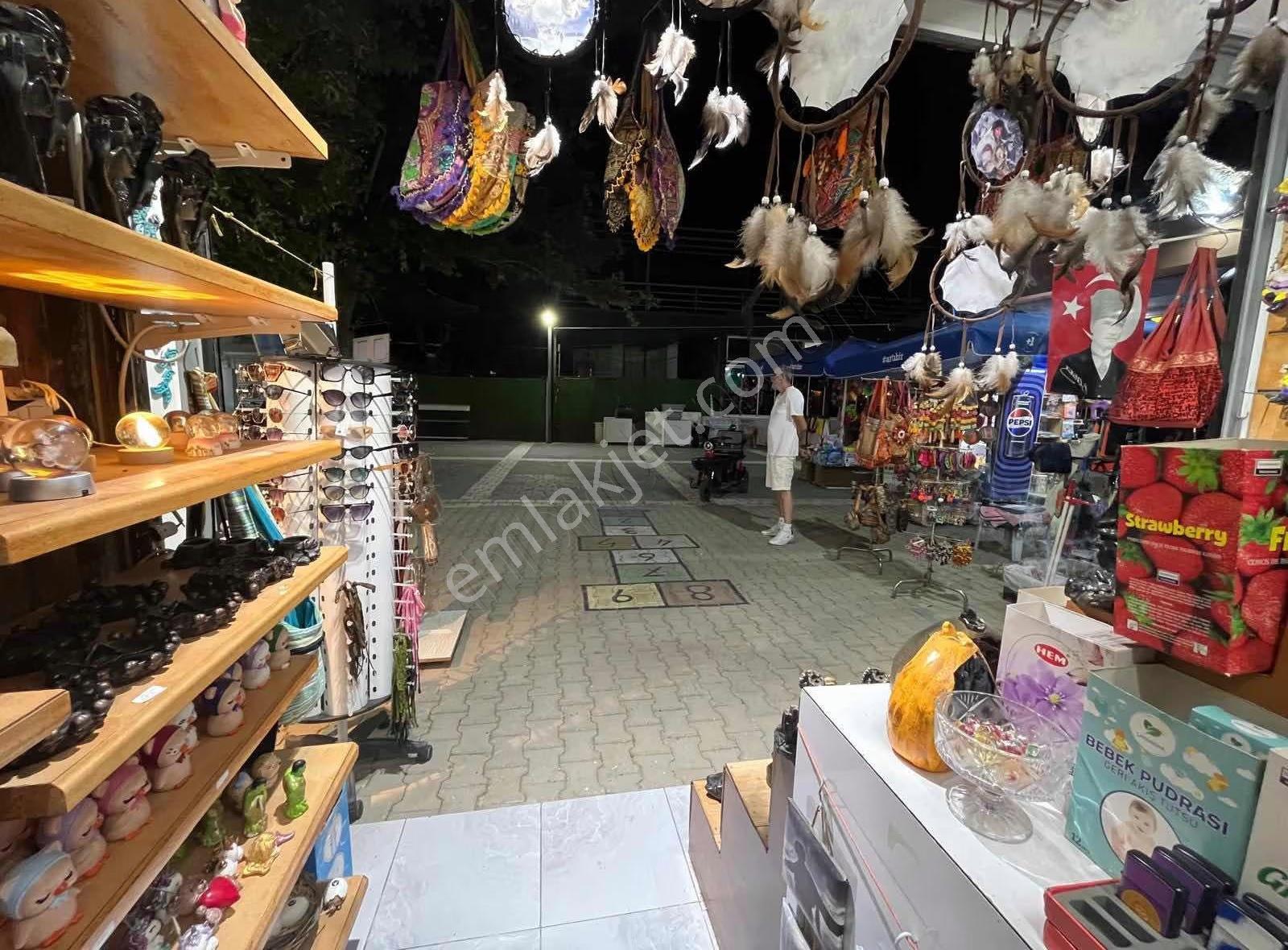 Köşemden Altınkum Kordonda Devren Satılık Hediyelik Eşya Dükkanı - Görsel 4