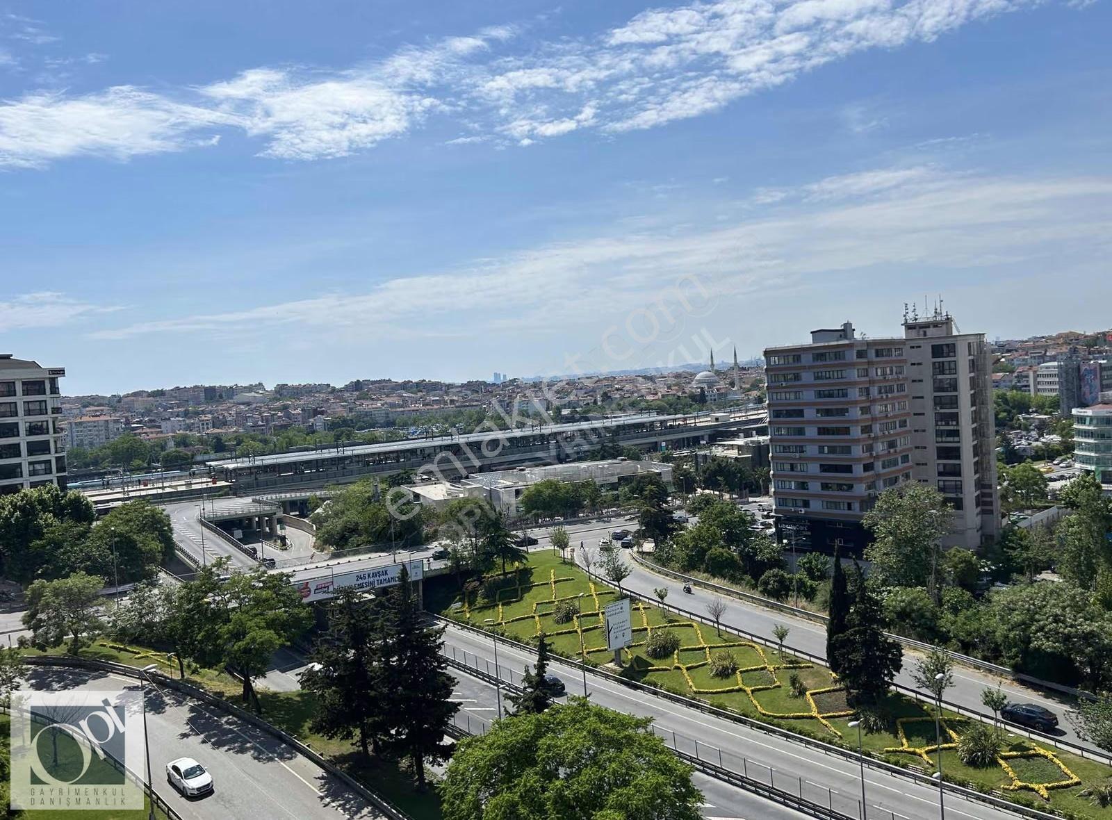 Nurtaş İş Merkezinde Kiralık Dubleks Ofis - Görsel 15