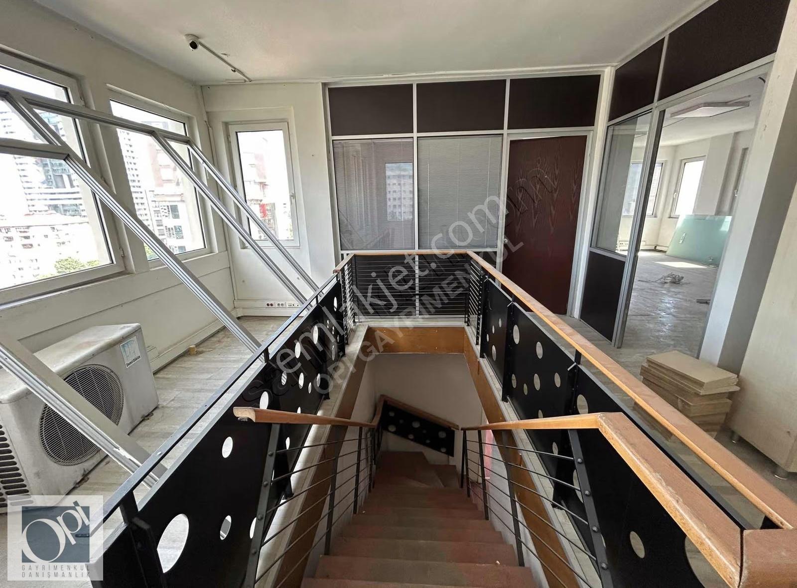 Nurtaş İş Merkezinde Kiralık Dubleks Ofis - Görsel 11