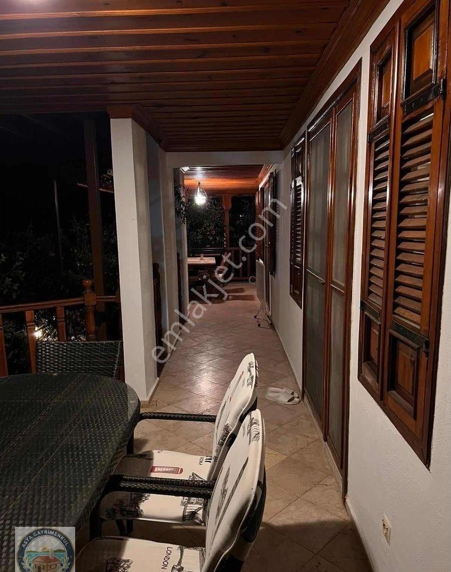 Akyaka'da Panoramik Deniz Manzaralı, Lüks Tripleks Villa - Görsel 12