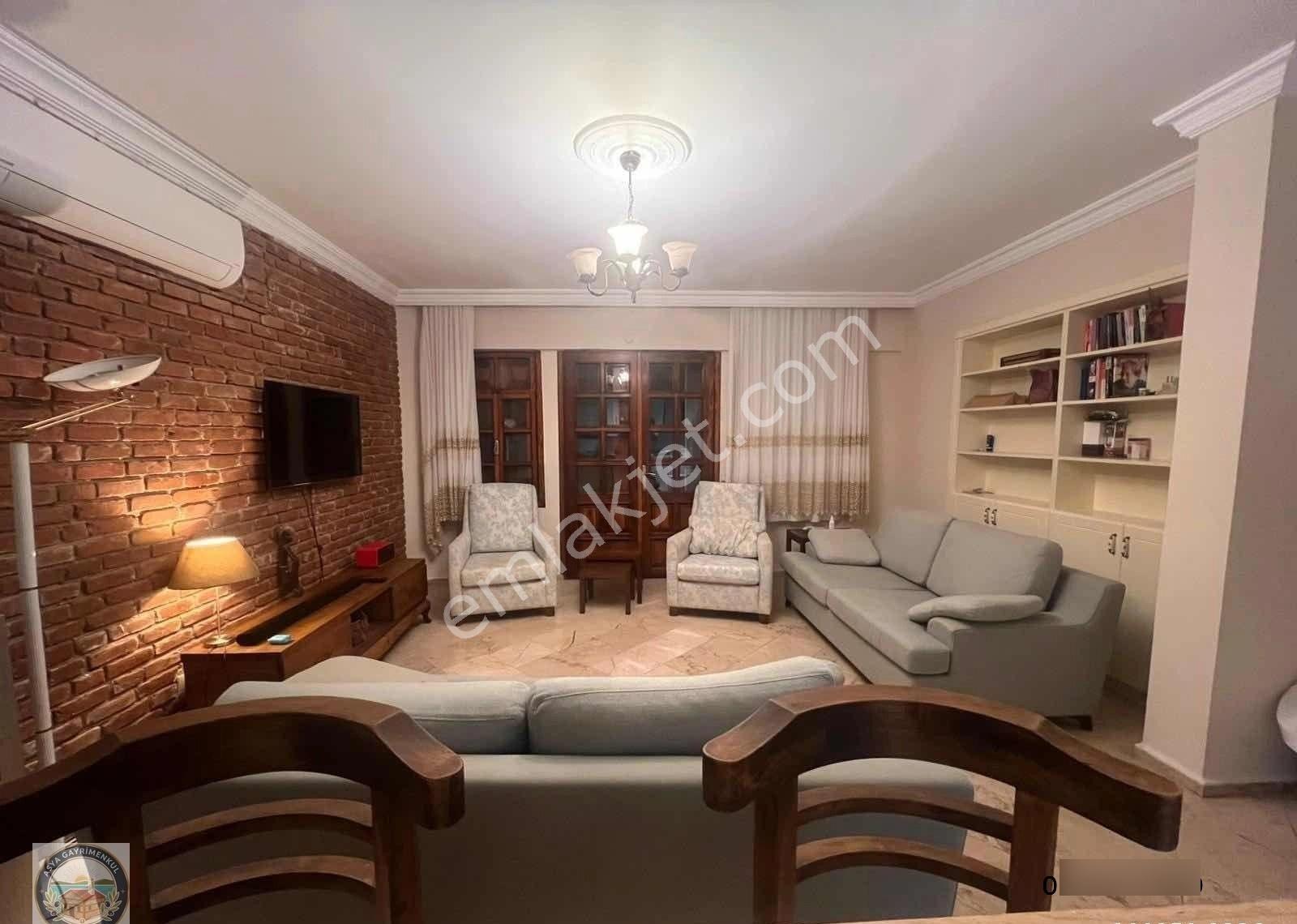 Akyaka'da Panoramik Deniz Manzaralı, Lüks Tripleks Villa - Görsel 3
